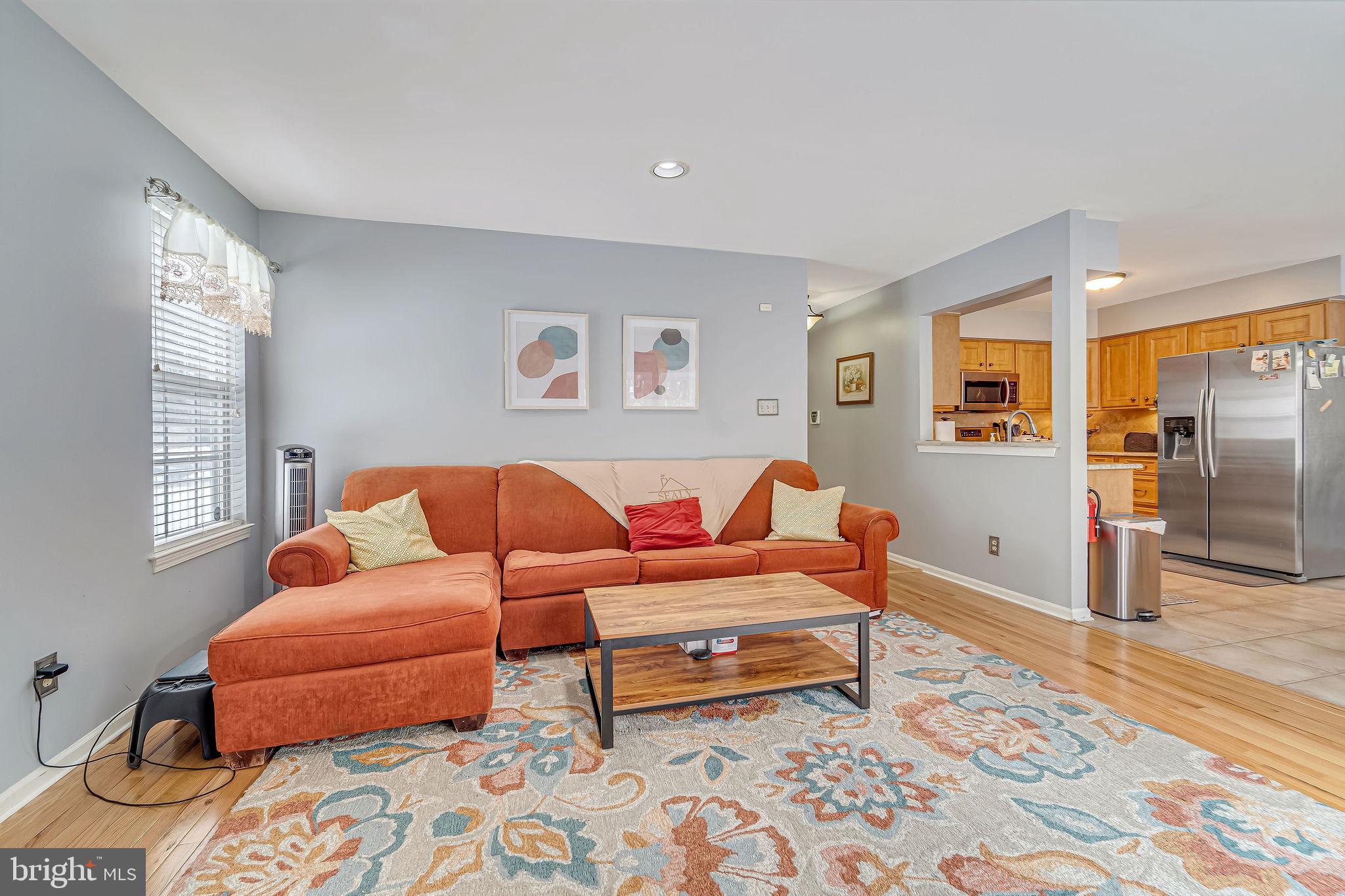 WOOD HILL - Residential