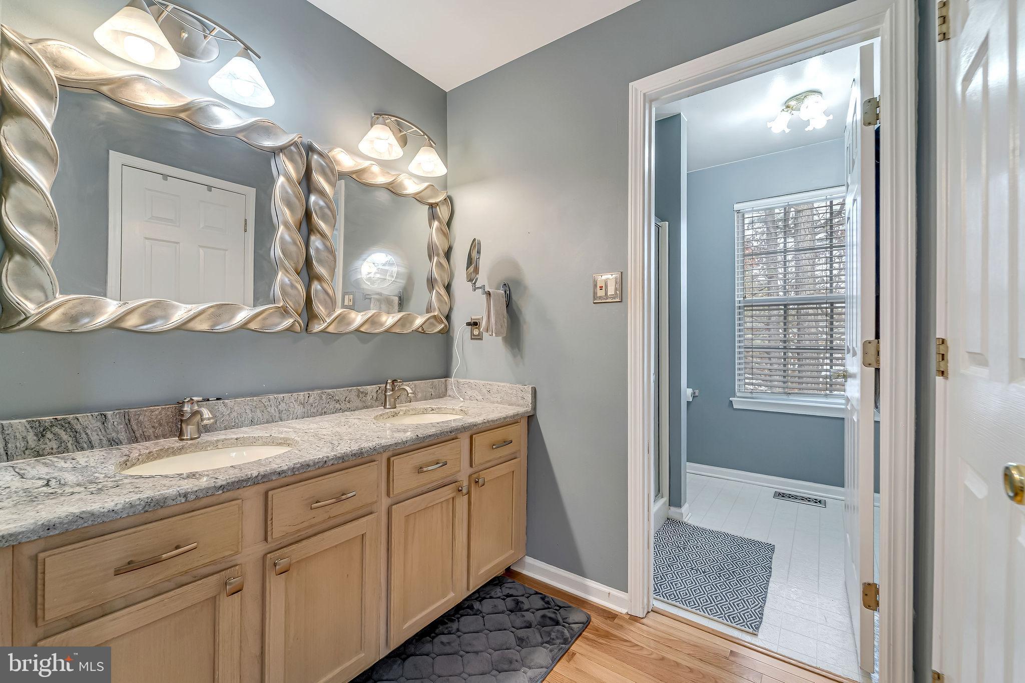 WOOD HILL - Residential