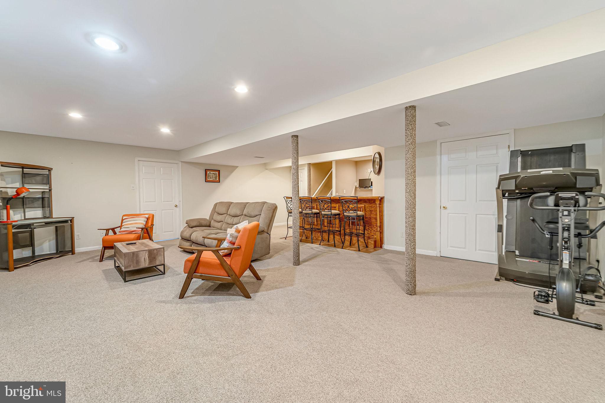 WOOD HILL - Residential