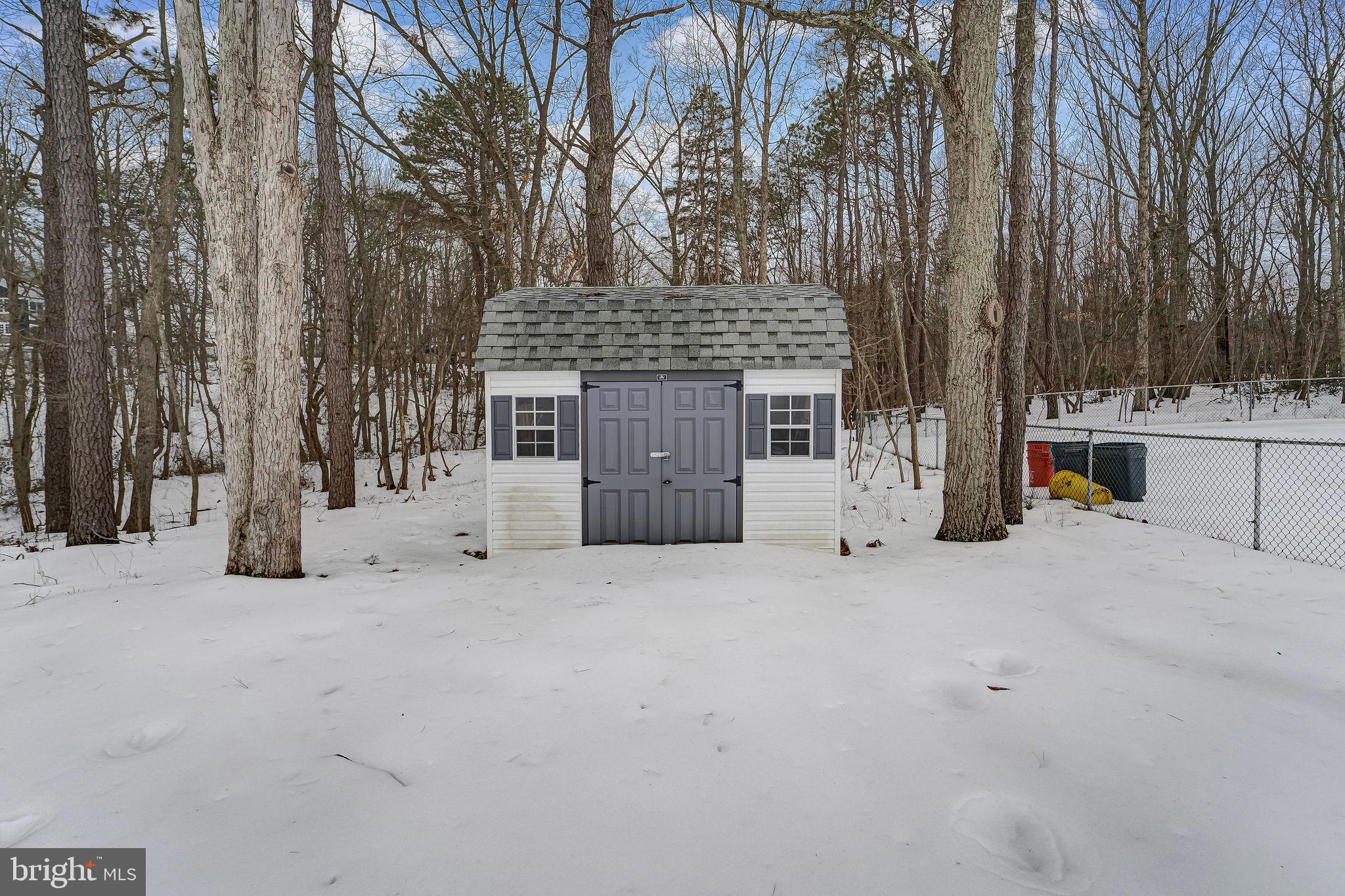 WOOD HILL - Residential