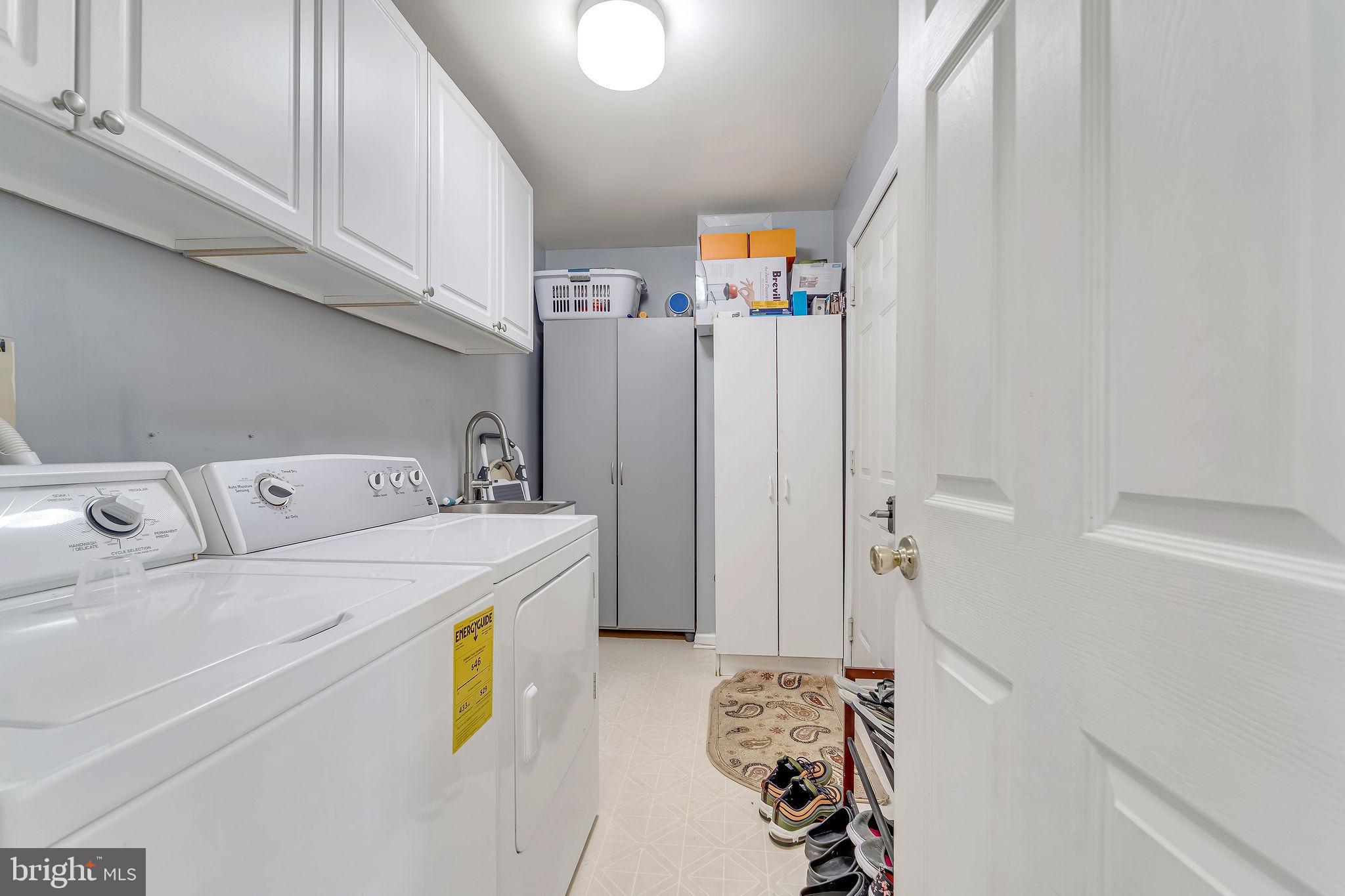 WOOD HILL - Residential