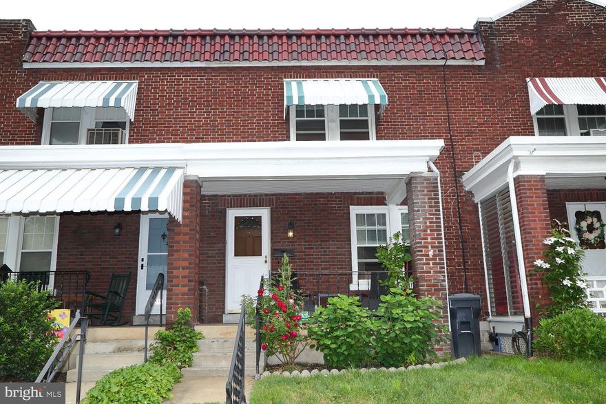 Nice 2 bedroom one bath home.   All the rooms are spacious and have great character.  Relax on the front porch and visit with the neighbors .   The lower level offers a nice family room.   Also, enjoy having your own laundry space.  Washer and dryer is included.  The private fenced in yard is also a bonus.  Home has newer windows.    Conveniently located to many downtown Lancaster "hot spots".  Don't wait to long for  City living at an affordable price...won't last long.