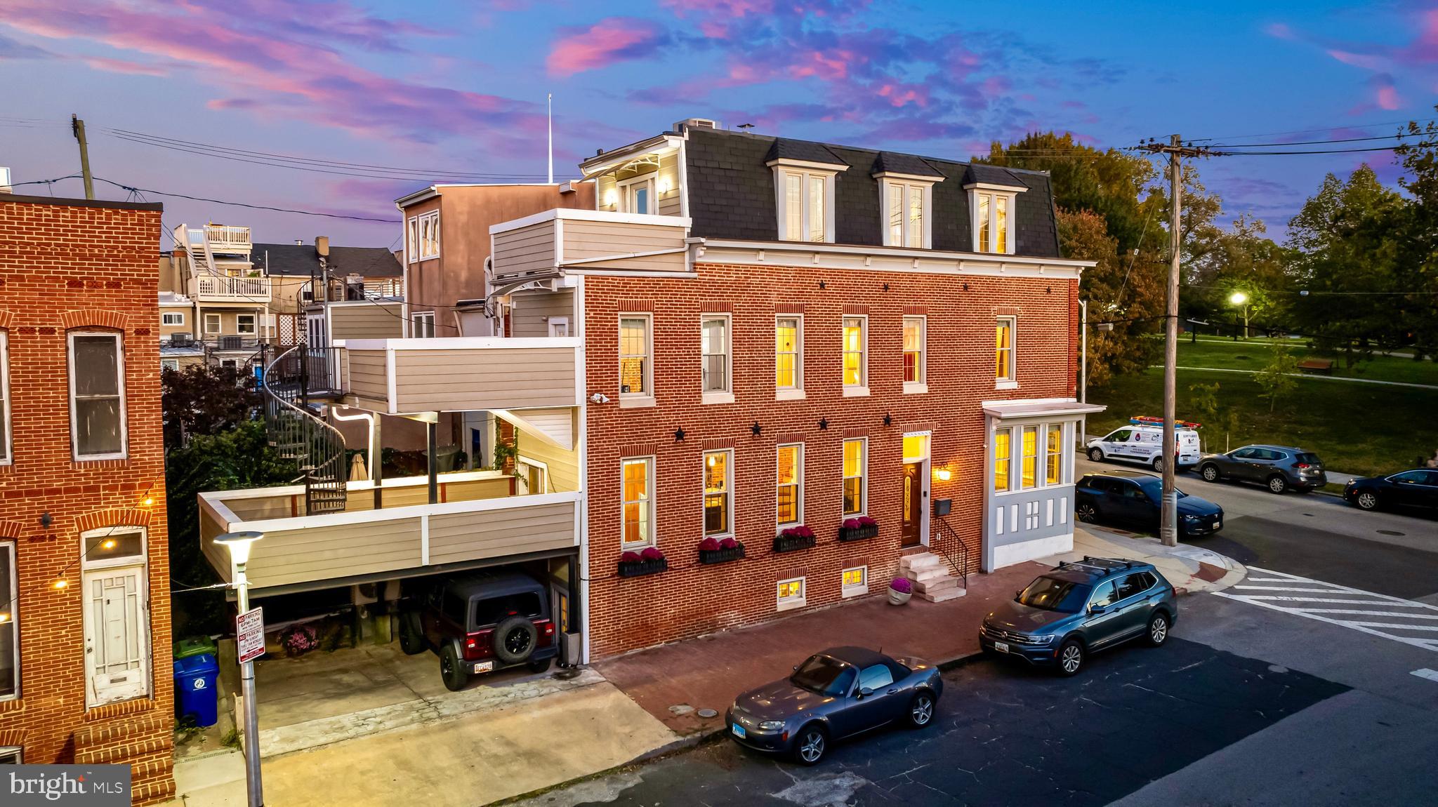 RIVERSIDE - Residential