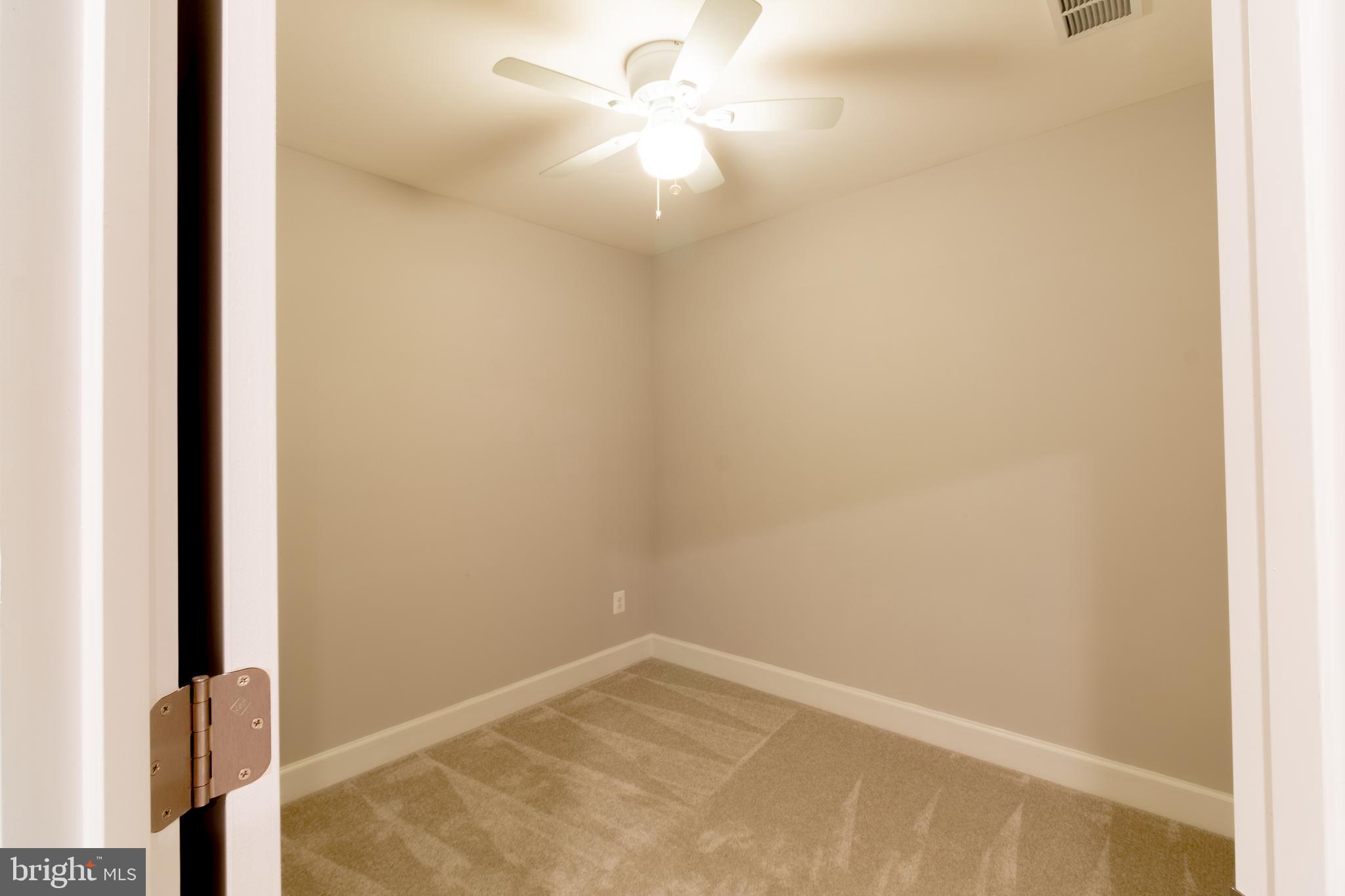 WASHINGTON VILLAGE - Residential