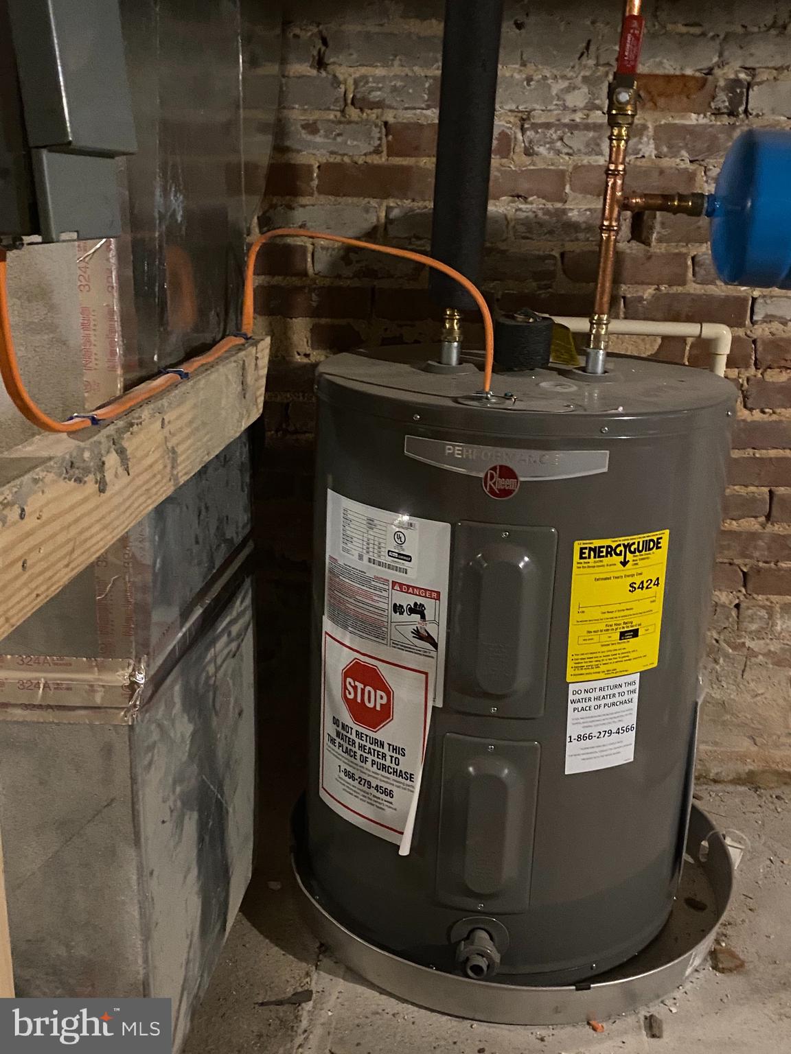 WASHINGTON VILLAGE - Residential