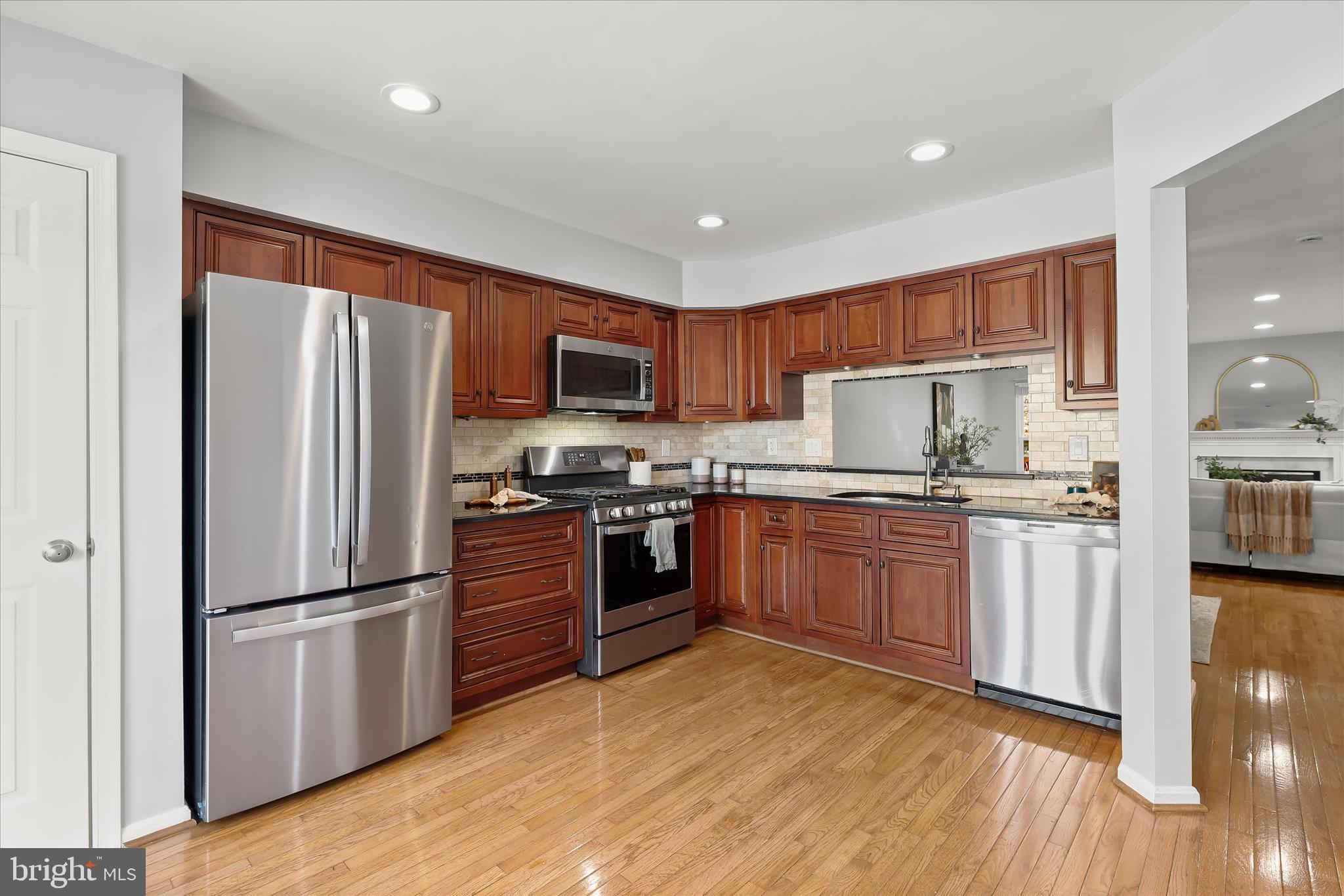 CHAPEL GATE - Residential