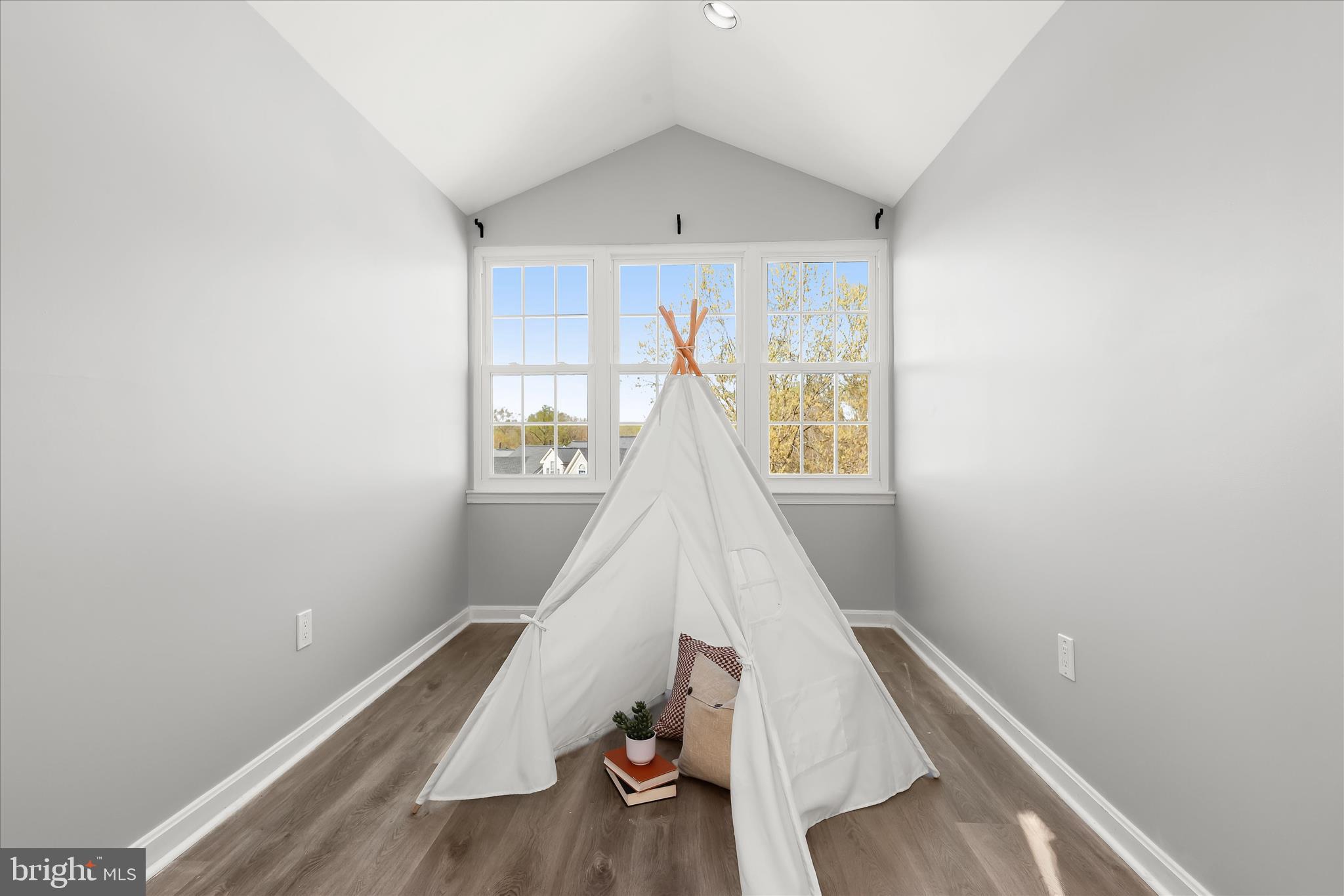 CHAPEL GATE - Residential