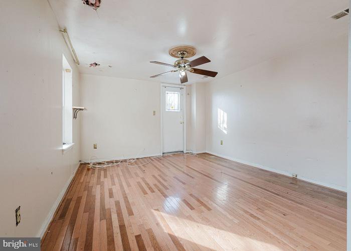 UNION SQUARE - Residential Income