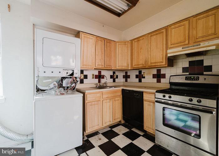 UNION SQUARE - Residential Income