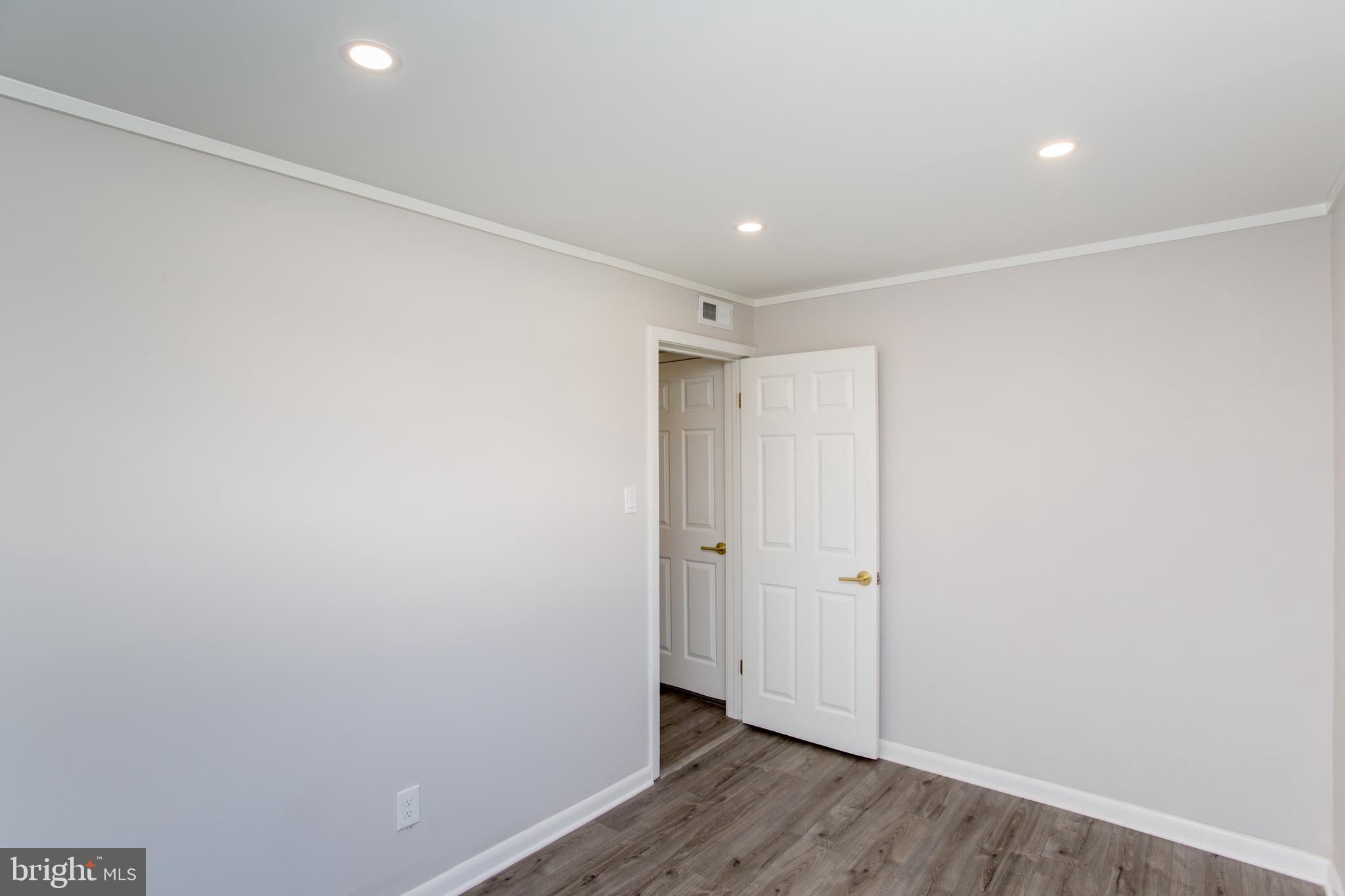 NOTTINGHAM VIL - Residential