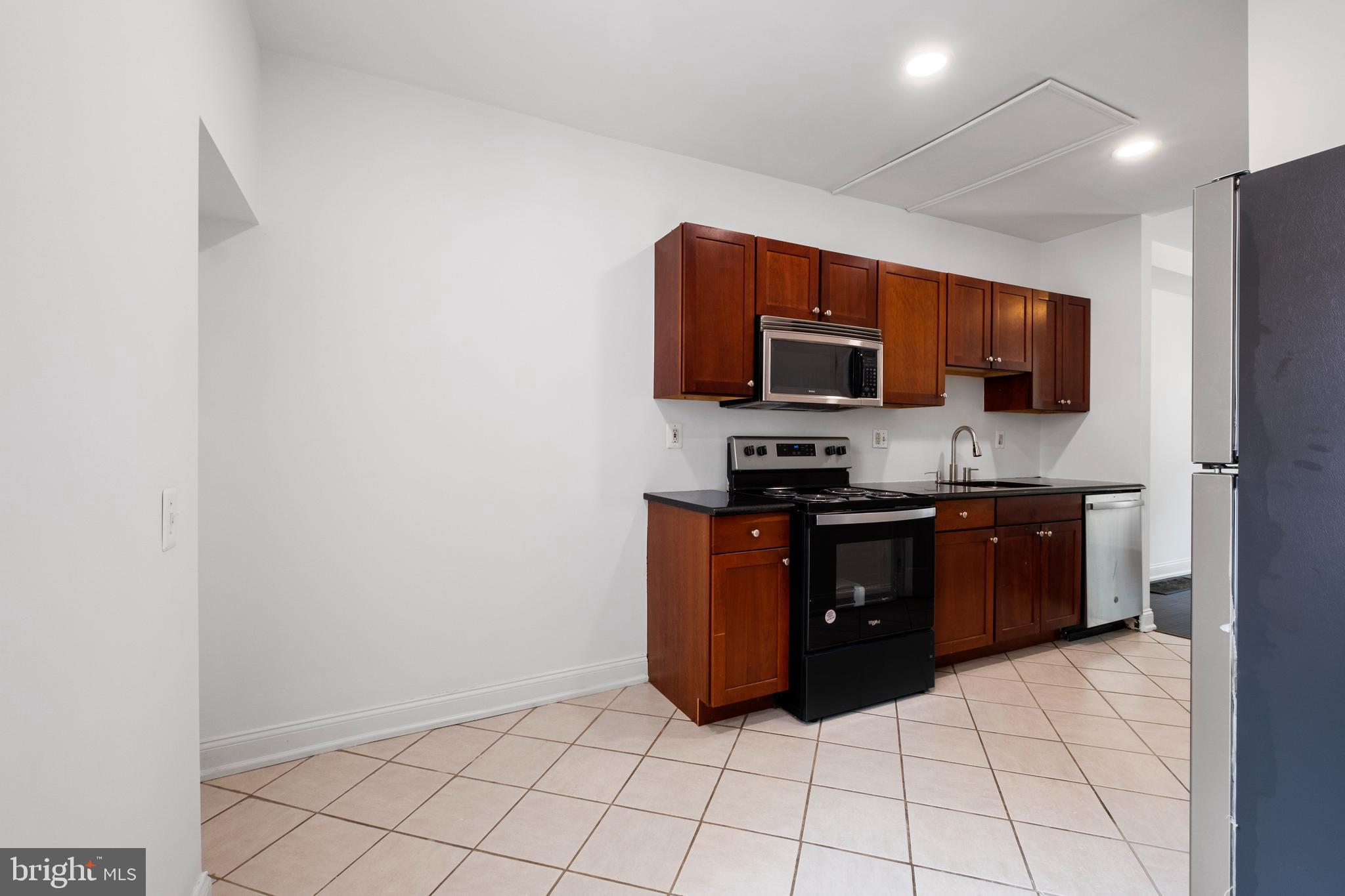 FISHTOWN - Residential Lease