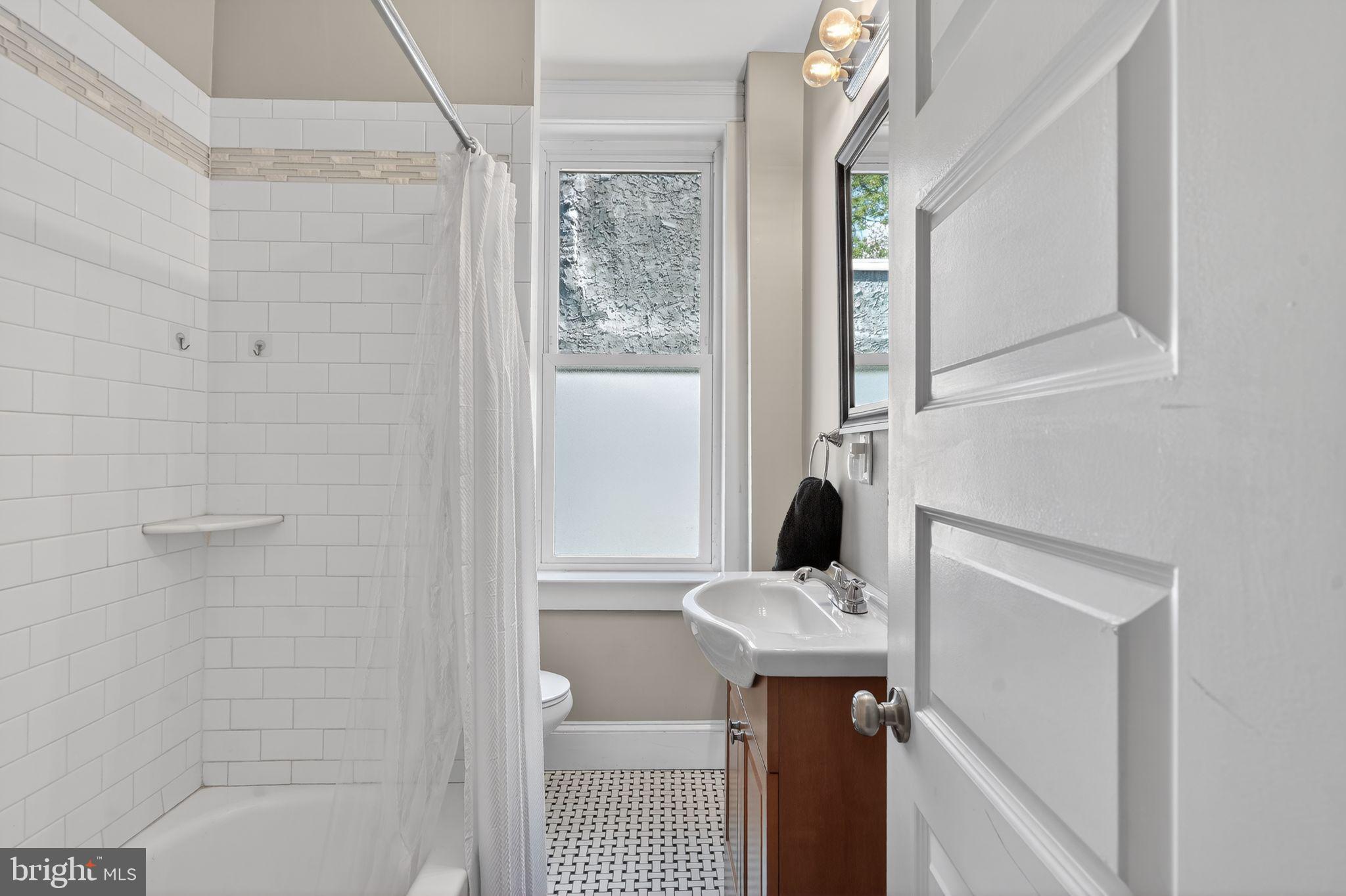PHILADELPHIA (NORTH) - Residential