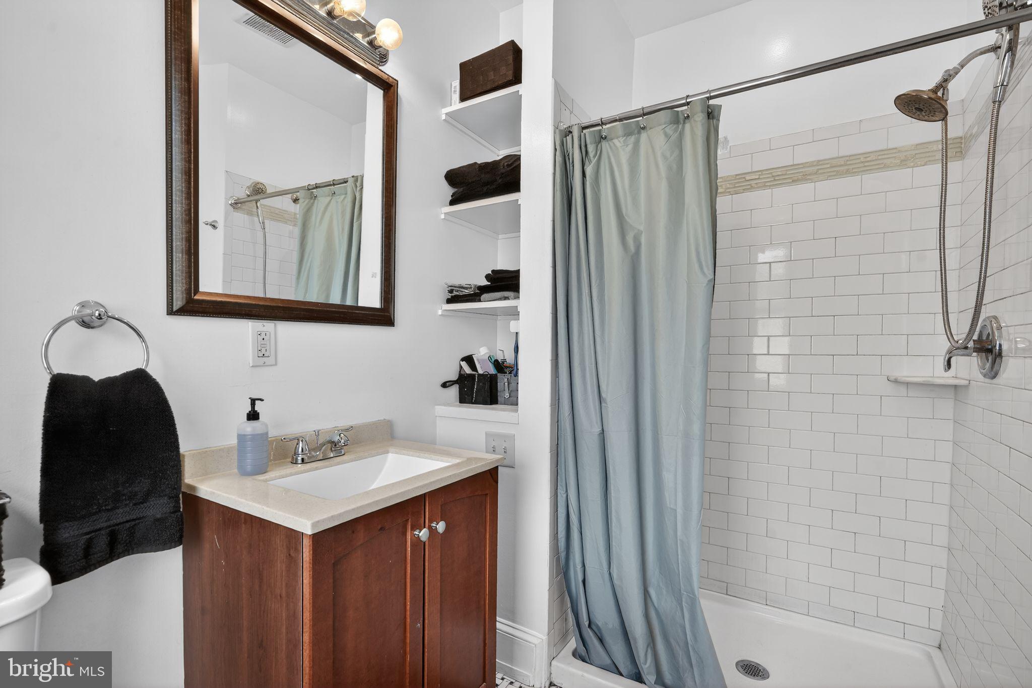PHILADELPHIA (NORTH) - Residential