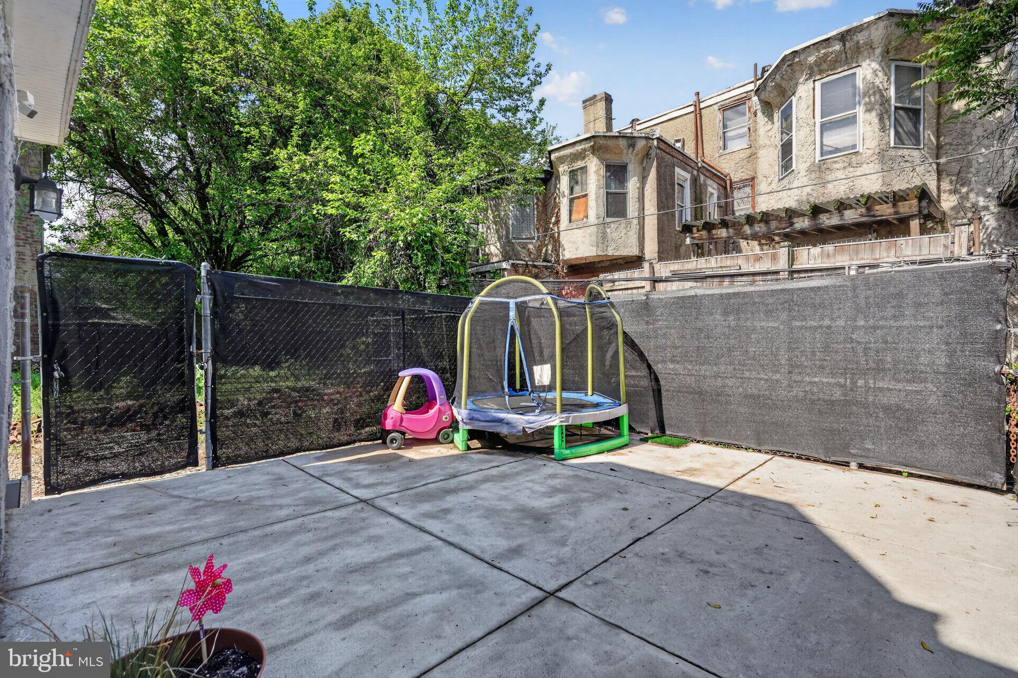 PHILADELPHIA (NORTH) - Residential
