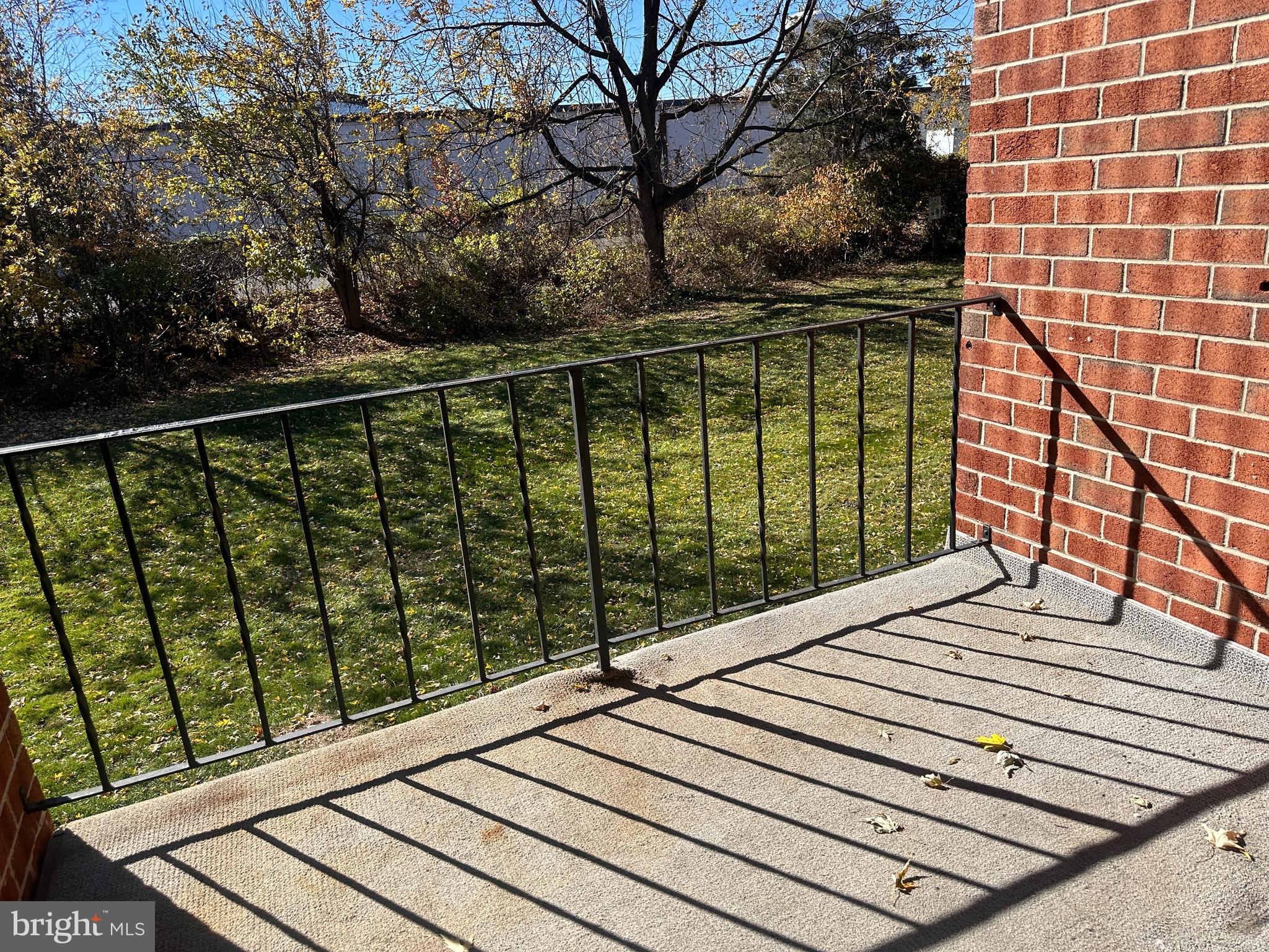 SAXONY MANOR - Residential