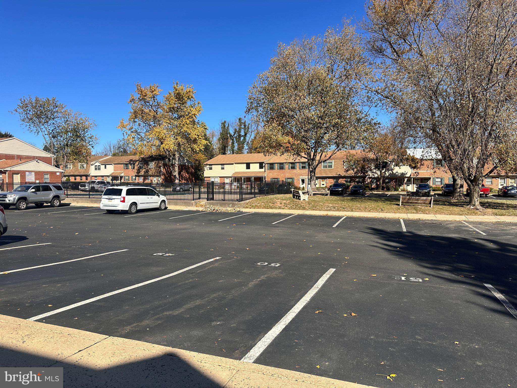 SAXONY MANOR - Residential