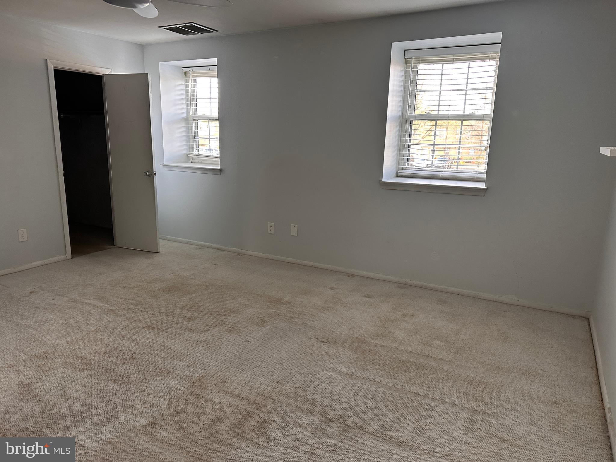 SAXONY MANOR - Residential