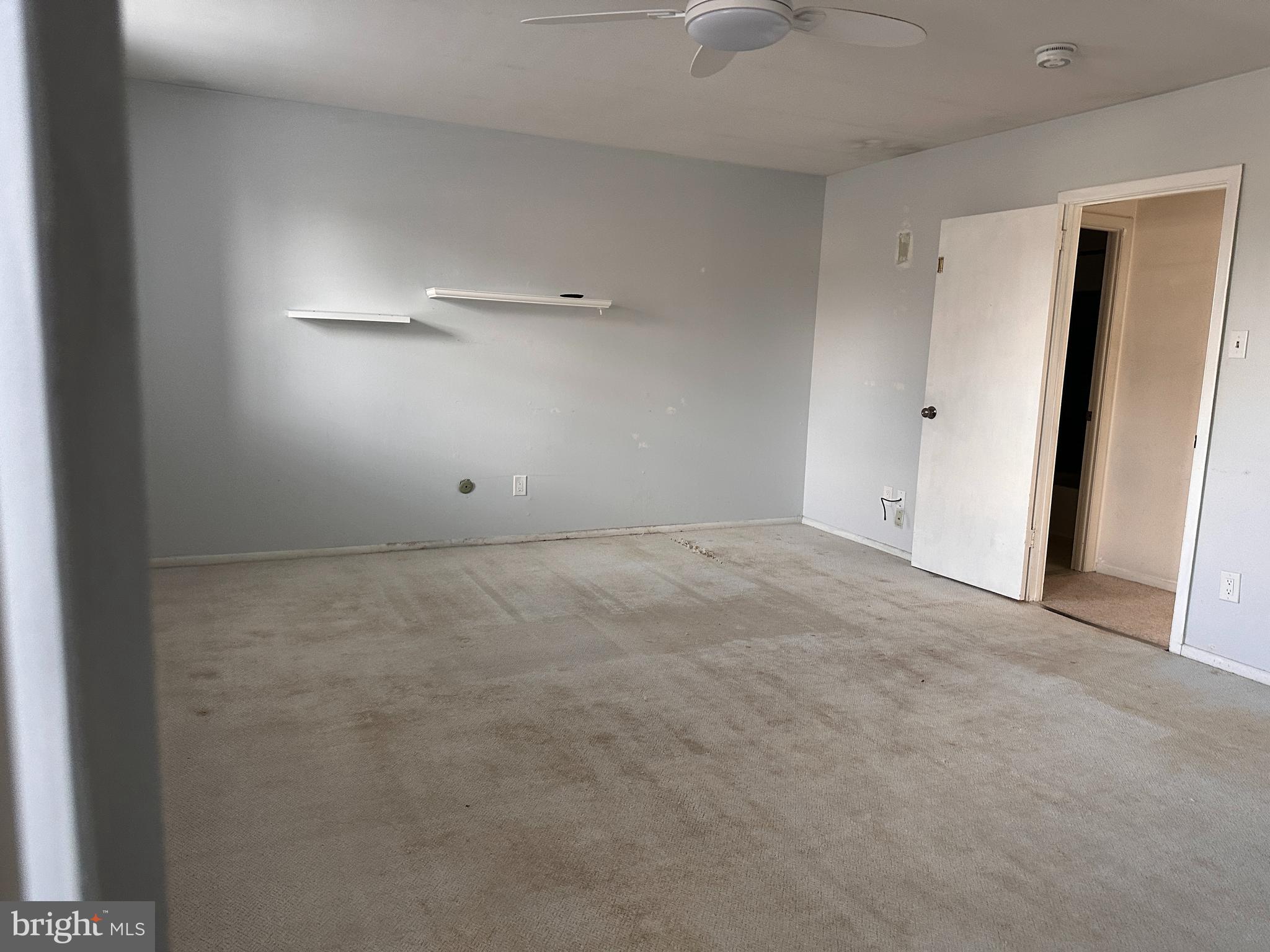 SAXONY MANOR - Residential