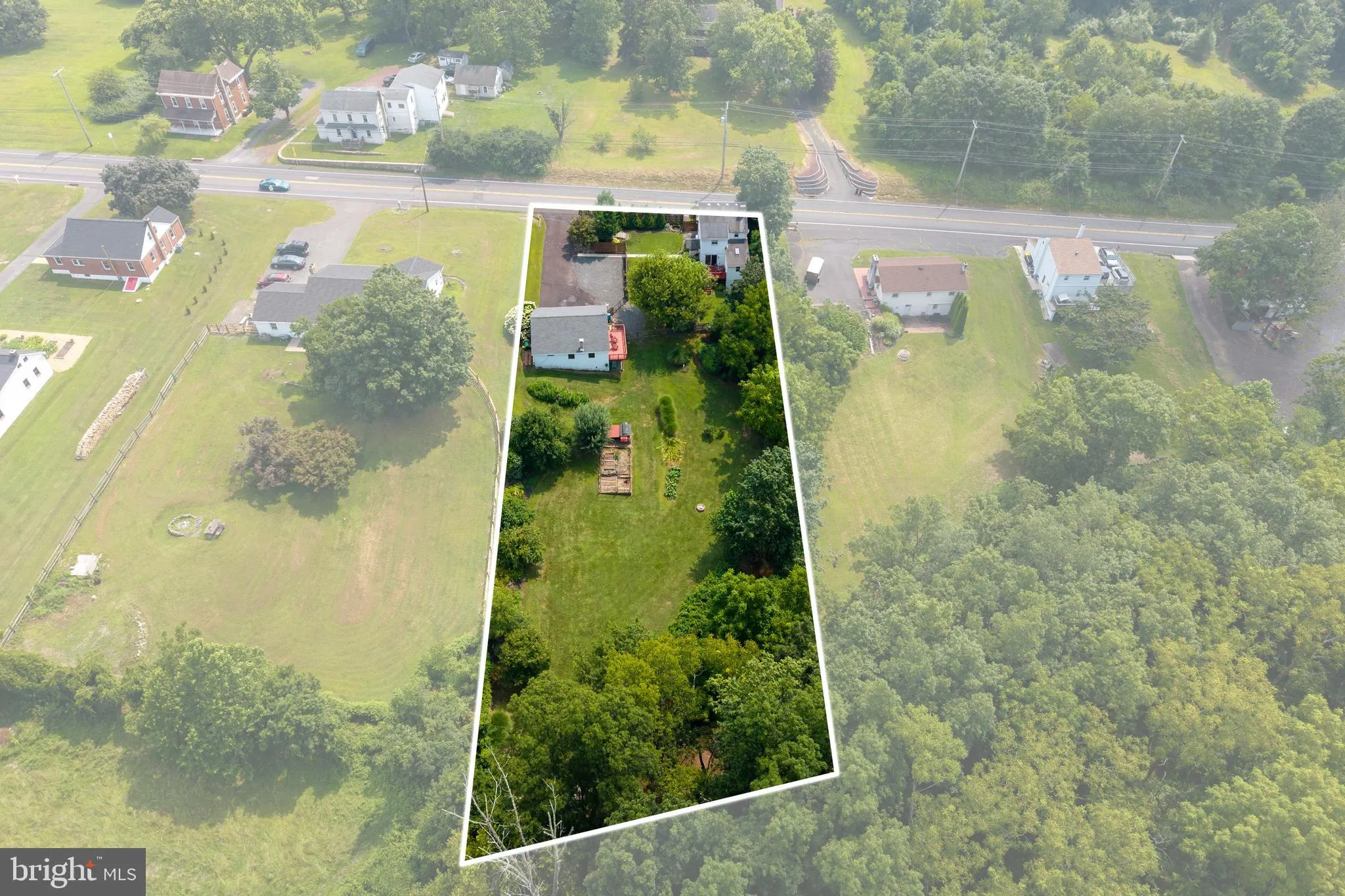 Zieglerville, Pennsylvania 19492, United States, 3 Bedrooms Bedrooms, ,2 BathroomsBathrooms,Residential,Pending,185259