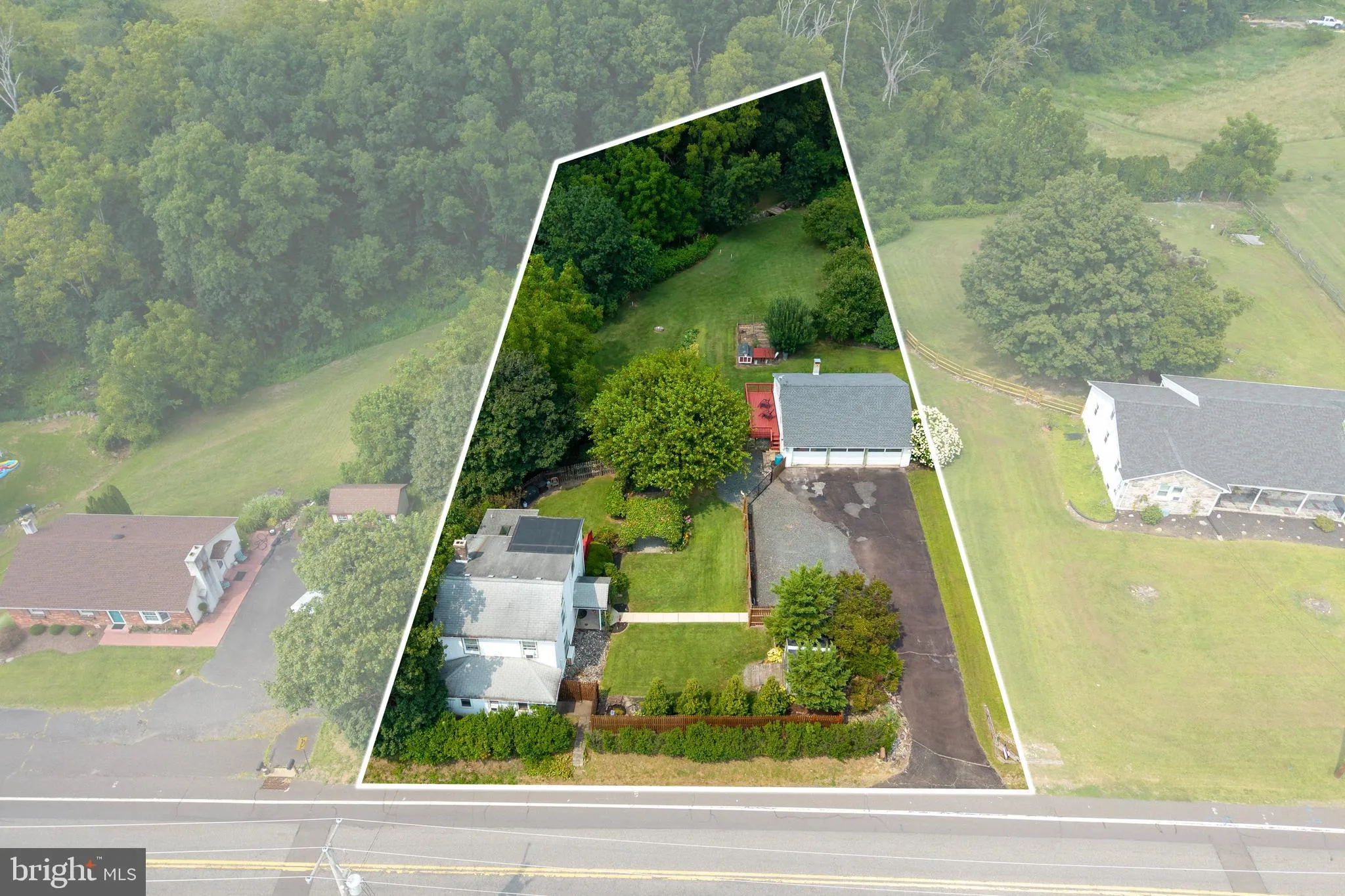 Zieglerville, Pennsylvania 19492, United States, 3 Bedrooms Bedrooms, ,2 BathroomsBathrooms,Residential,Pending,185259