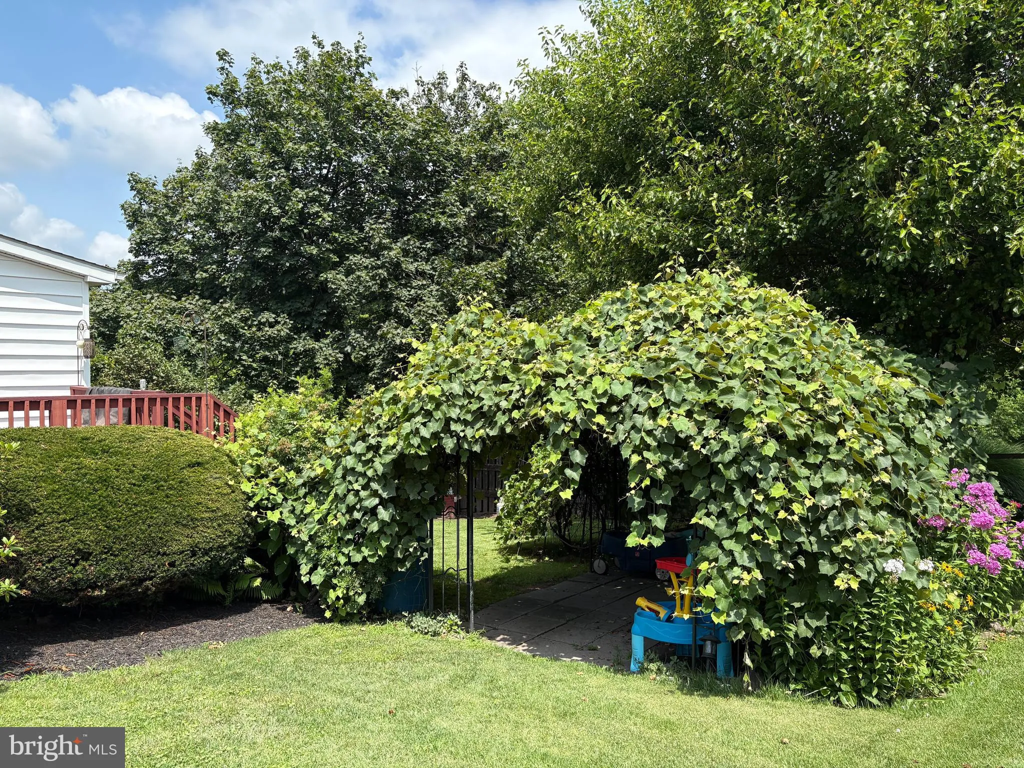 Zieglerville, Pennsylvania 19492, United States, 3 Bedrooms Bedrooms, ,2 BathroomsBathrooms,Residential,Pending,185259