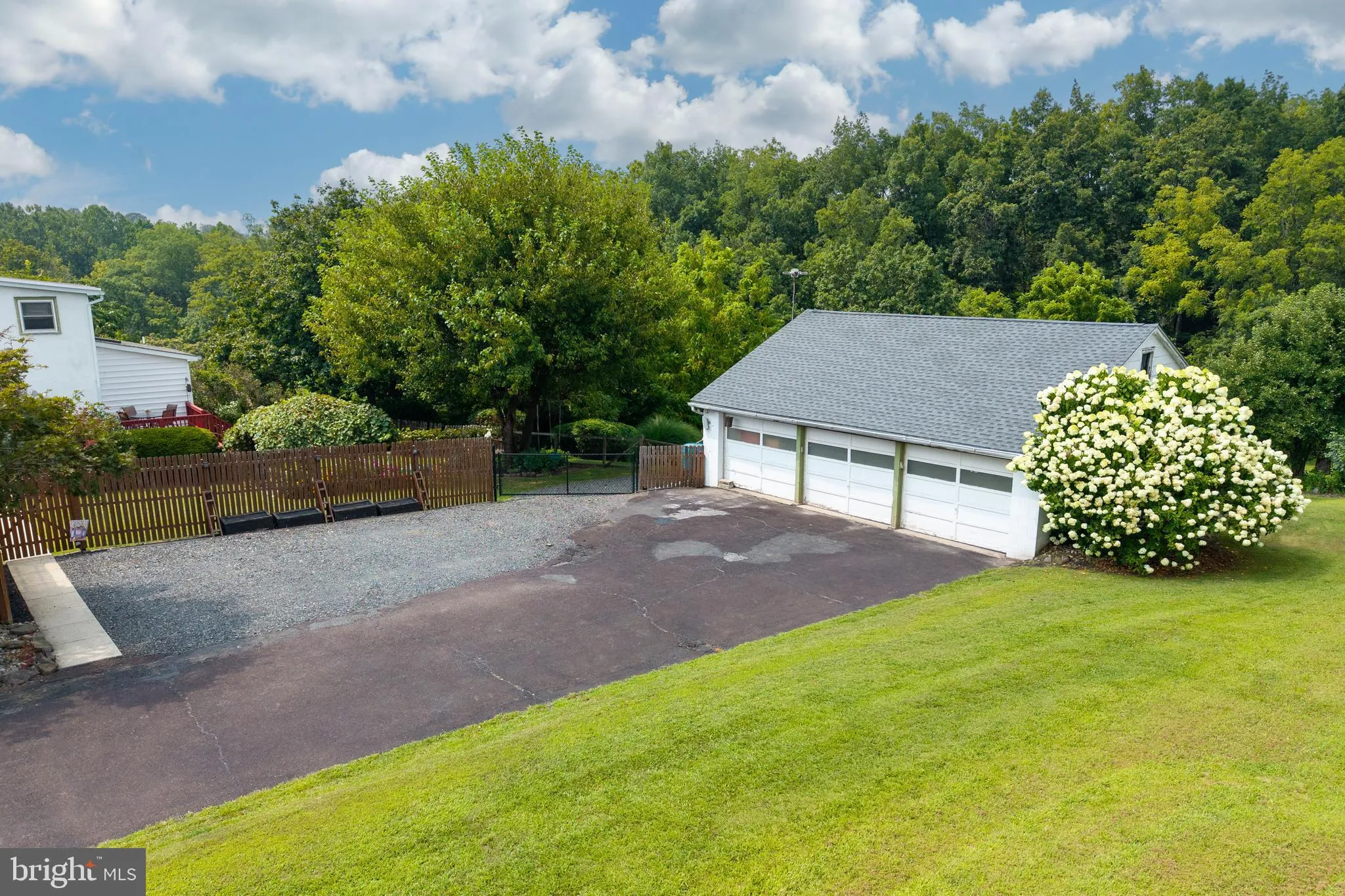 Zieglerville, Pennsylvania 19492, United States, 3 Bedrooms Bedrooms, ,2 BathroomsBathrooms,Residential,Pending,185259