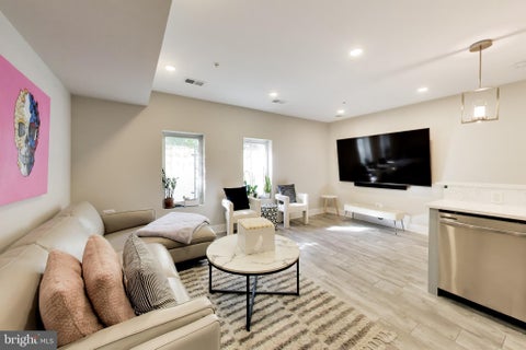 Condo For Rent - 1444 Harvard Street #002<br/> WASHINGTON, DC 20009