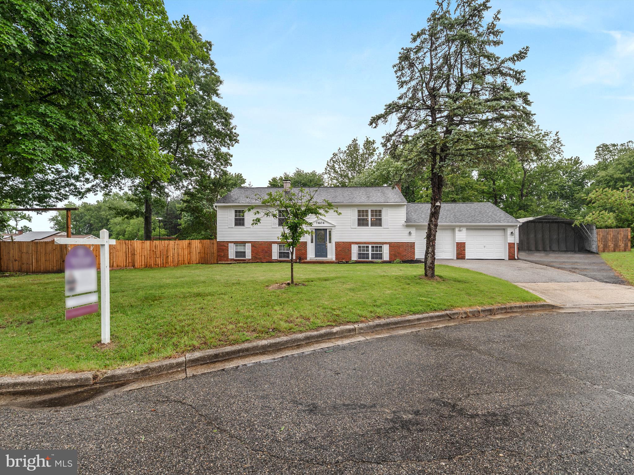 7604 MCCARRON COURT
