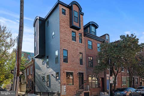 Townhouse For Rent - 150 Fairmount Avenue #2<br/> Philadelphia County, PHILADELPHIA, PA 19123