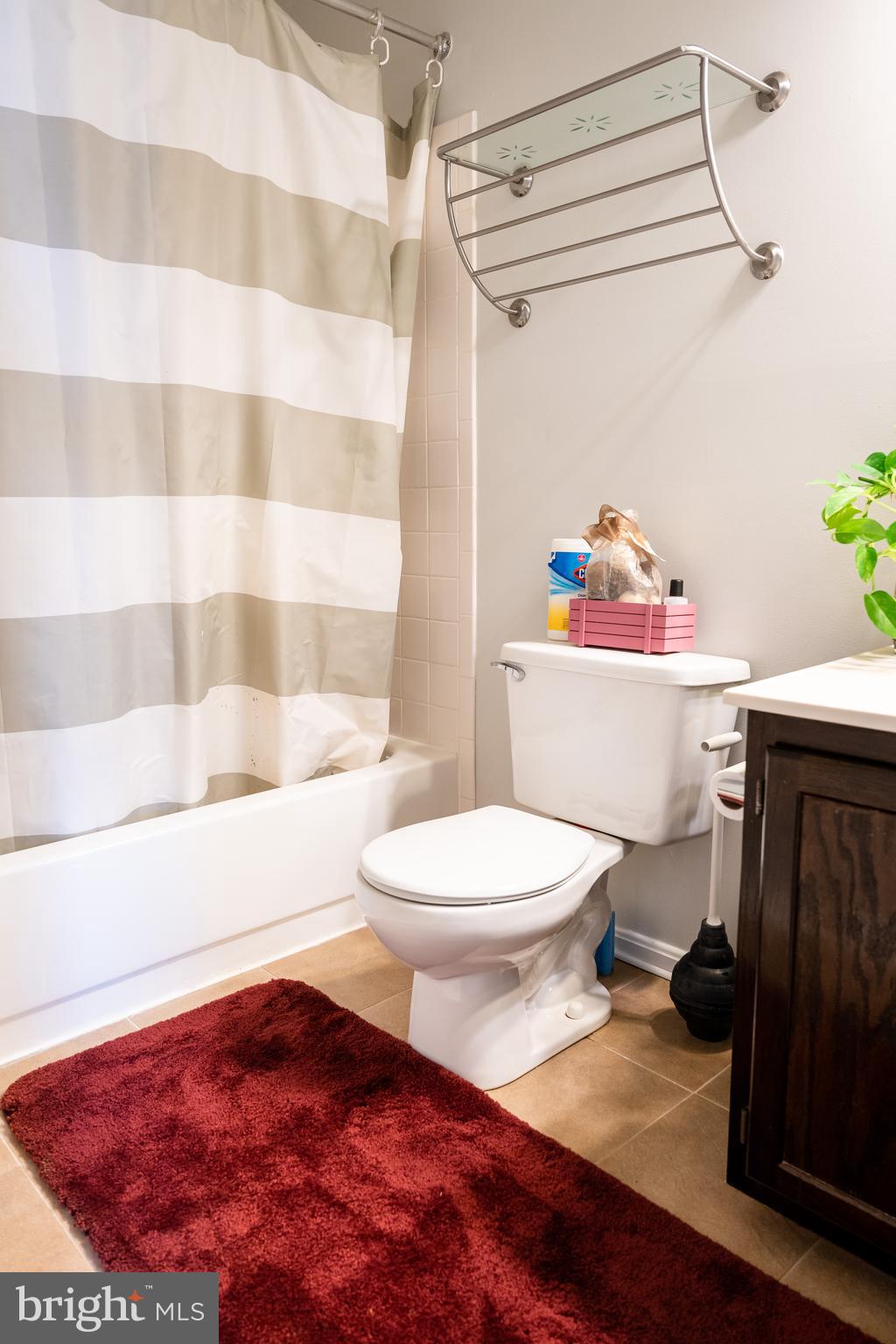 COLUMBIA PARK - Residential