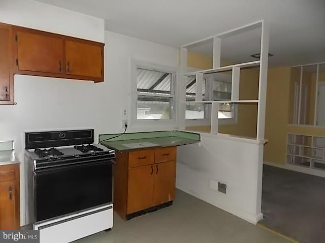 ROYAL ACRES - Residential