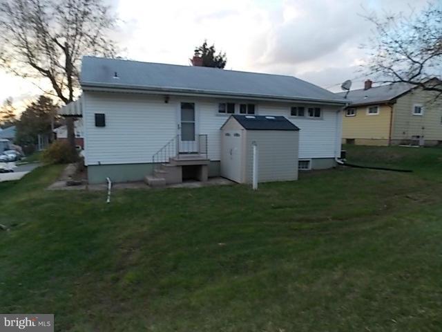 ROYAL ACRES - Residential