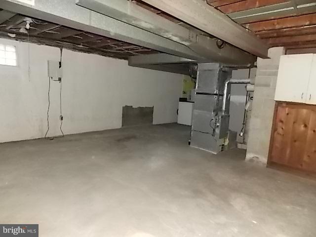 ROYAL ACRES - Residential