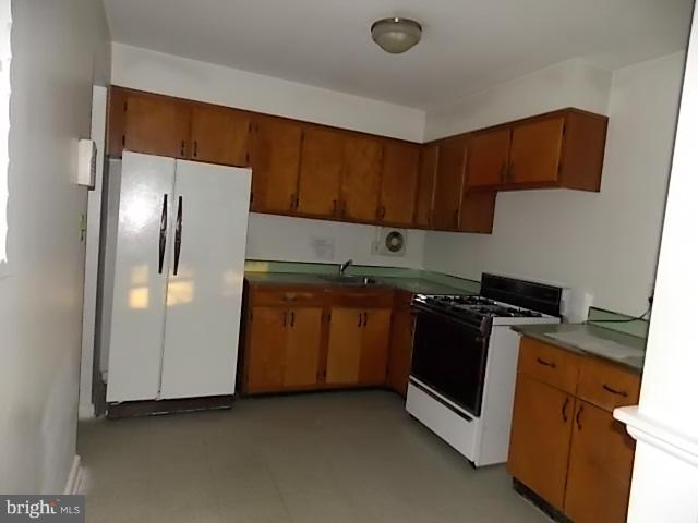 ROYAL ACRES - Residential