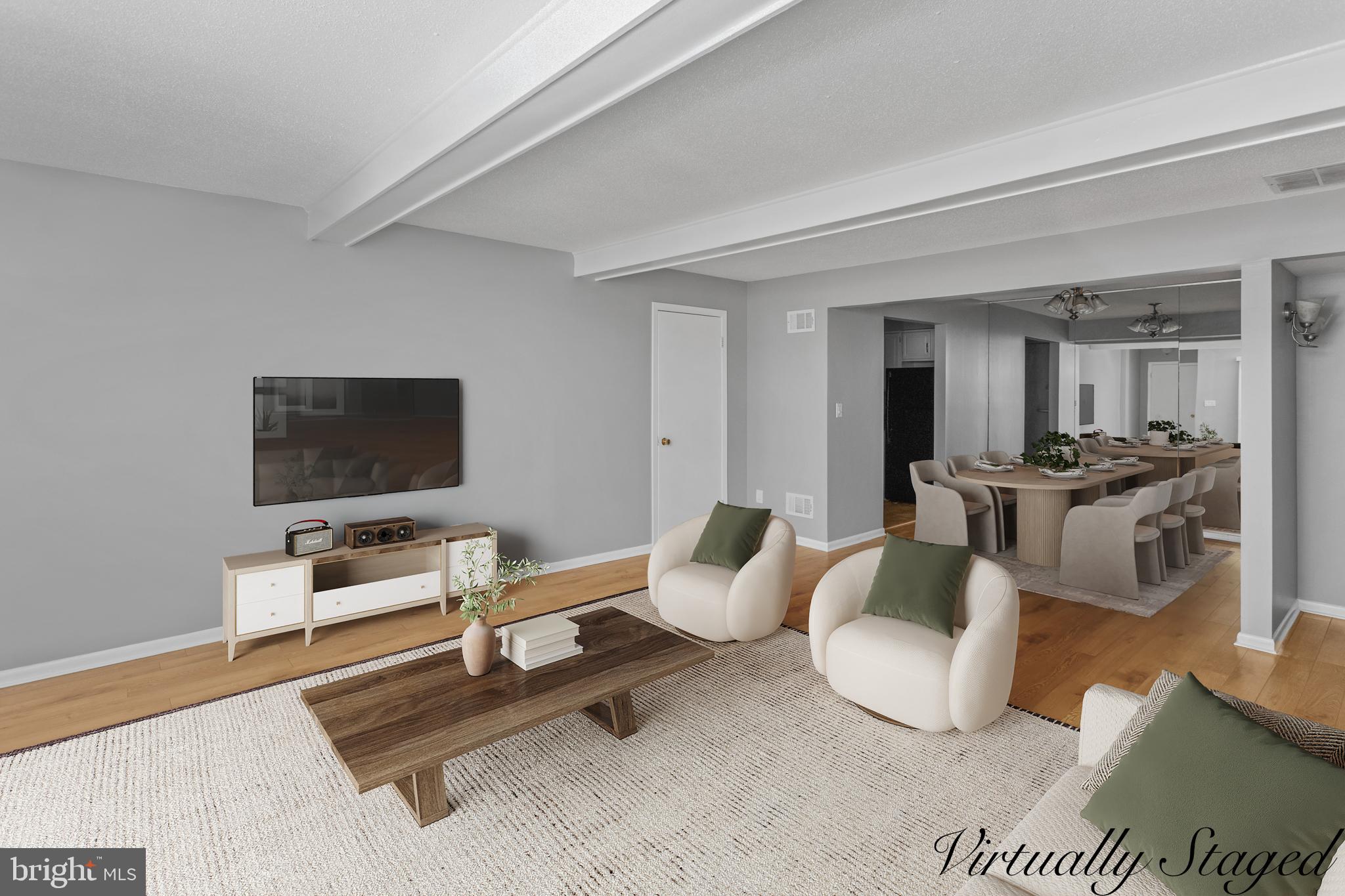 3 FOXTAIL LANE