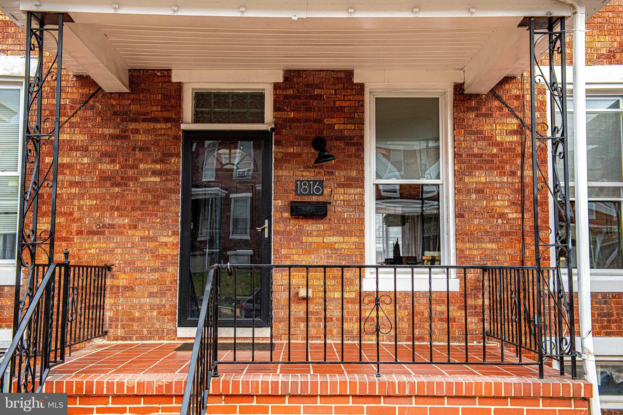 MONTEBELLO - Residential