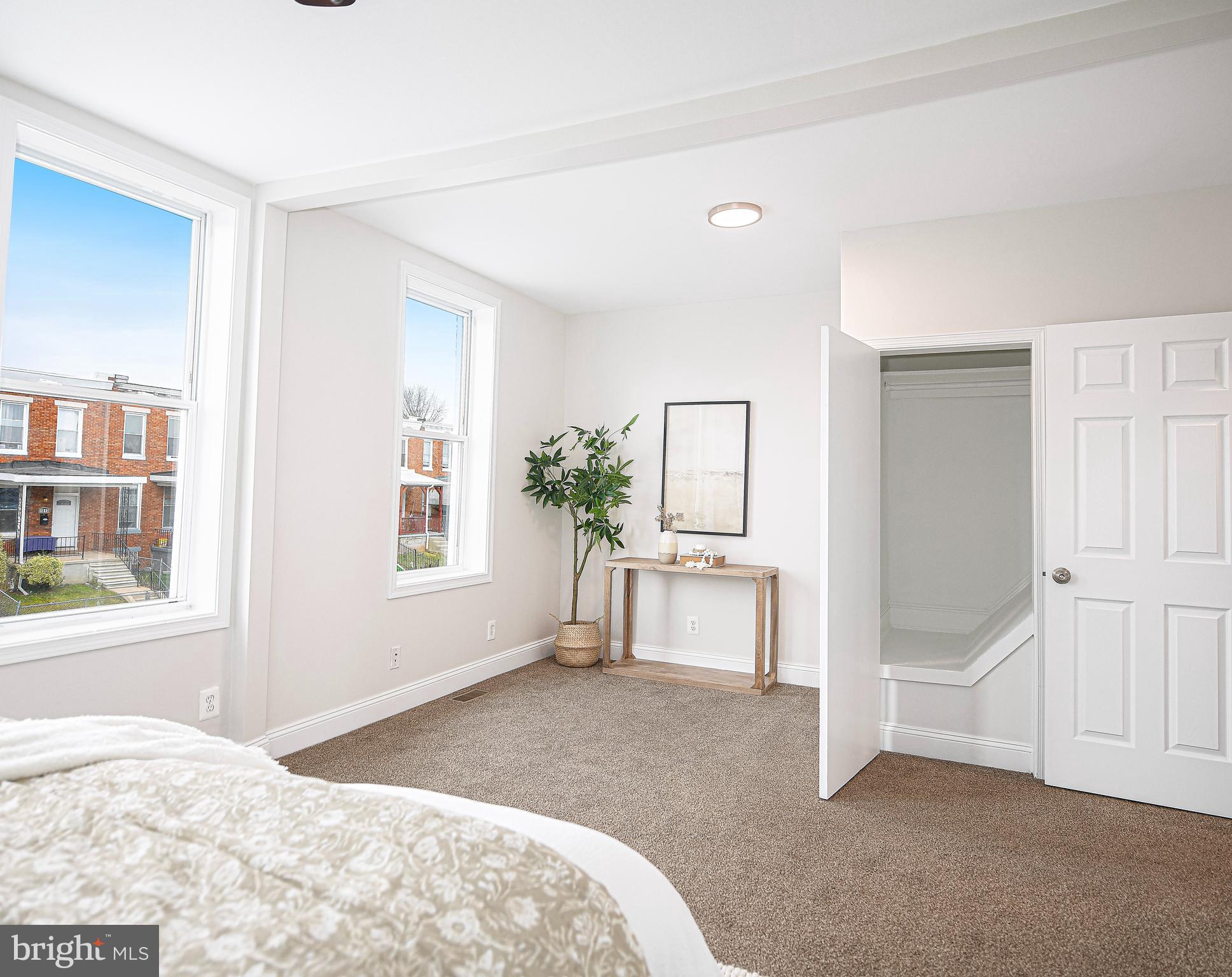 MONTEBELLO - Residential