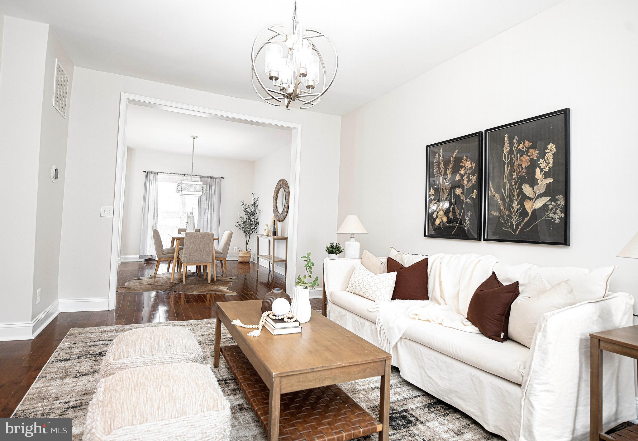 MONTEBELLO - Residential