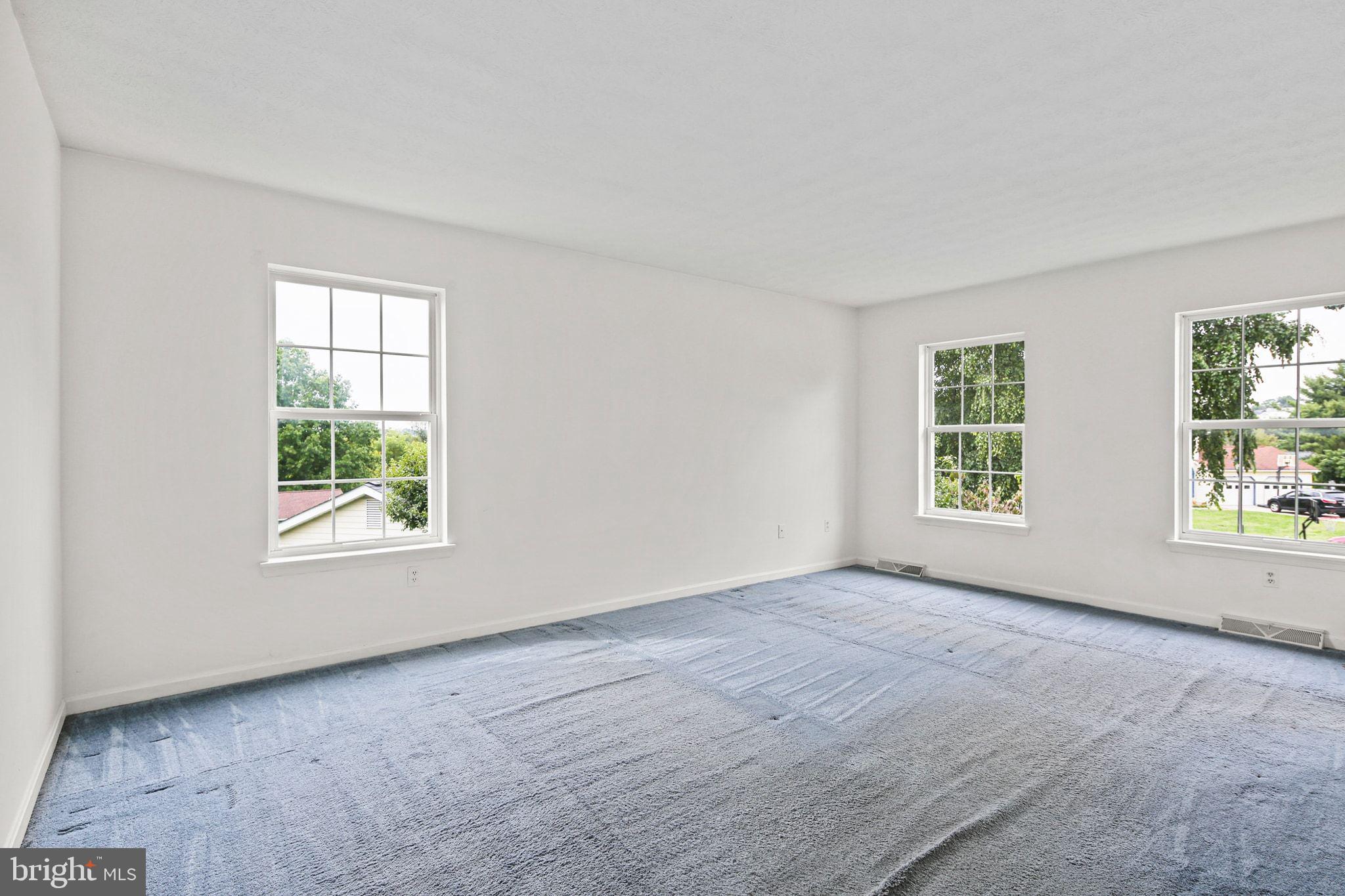 FURNACE HILLS - Residential