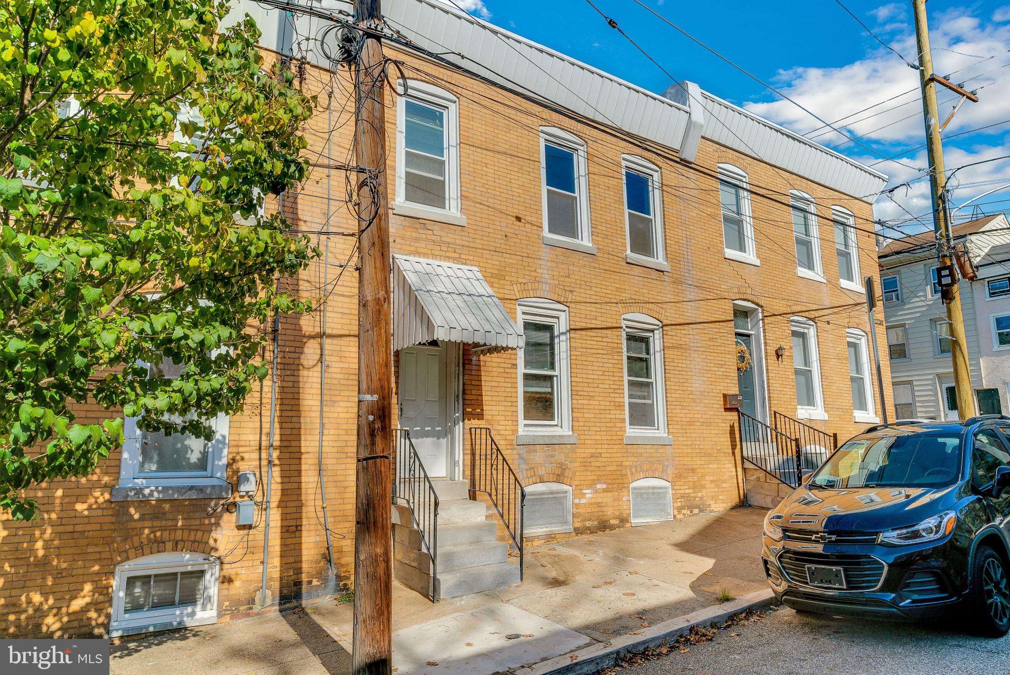 MANAYUNK - Residential Lease
