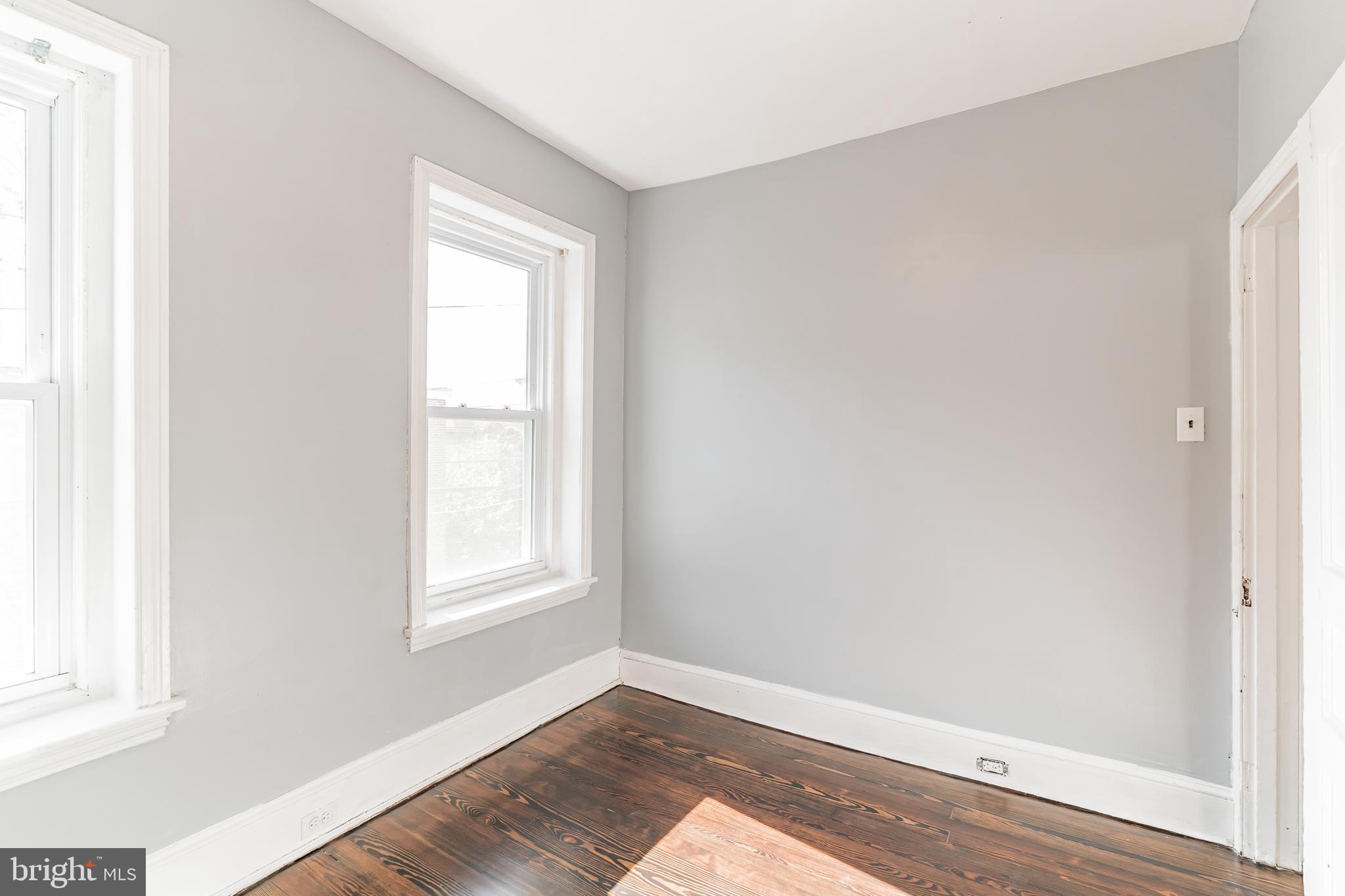MANAYUNK - Residential Lease