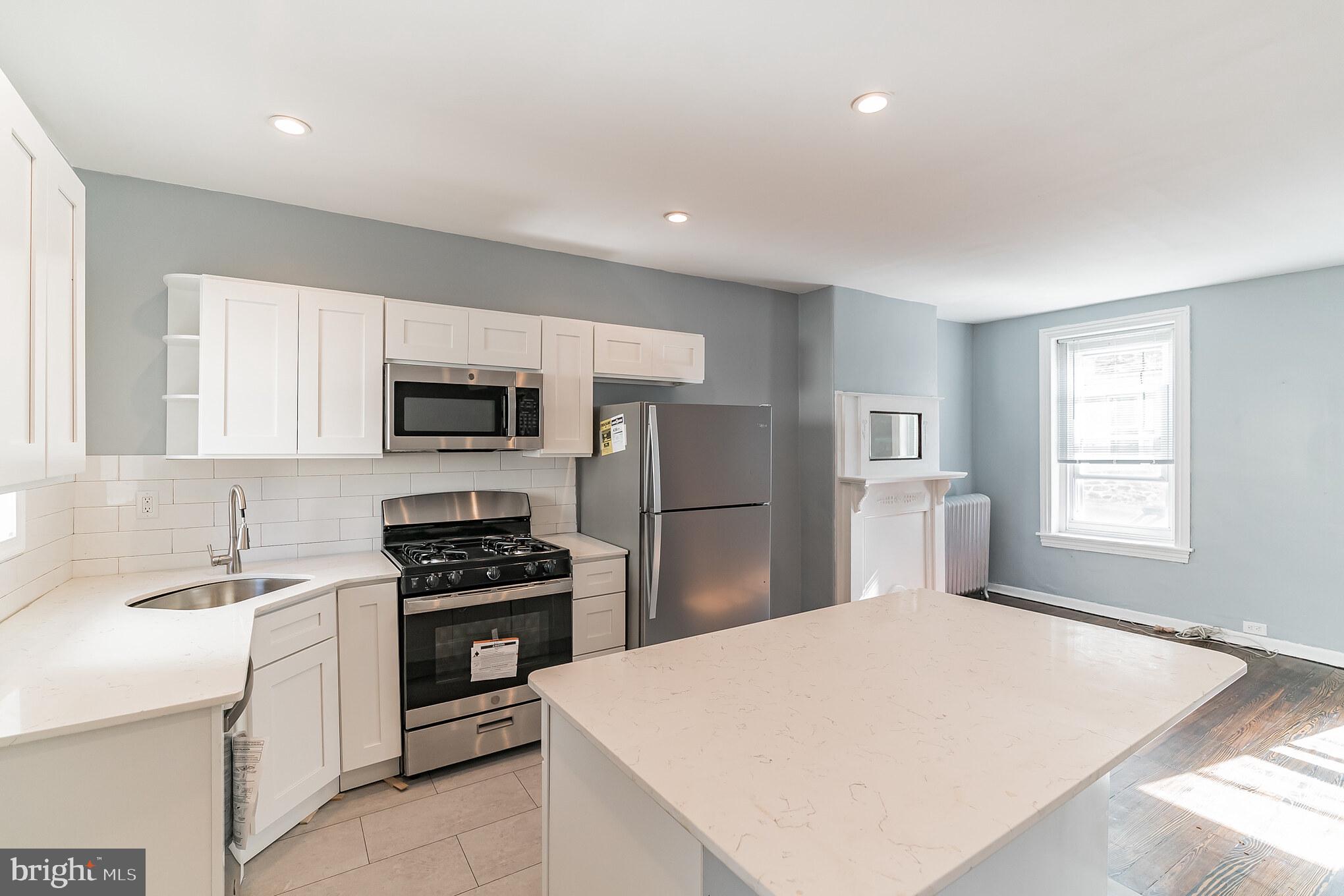 MANAYUNK - Residential Lease