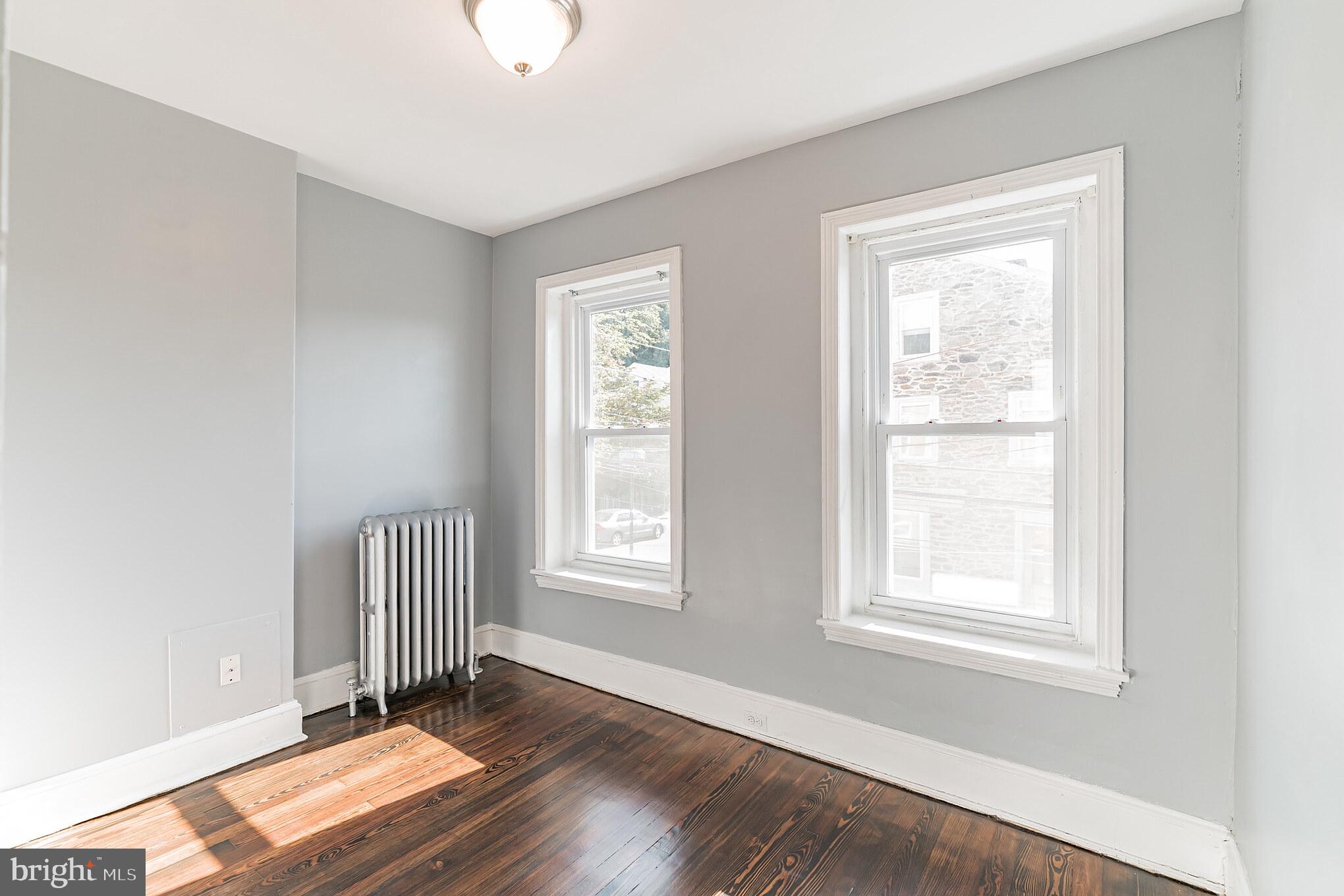 MANAYUNK - Residential Lease