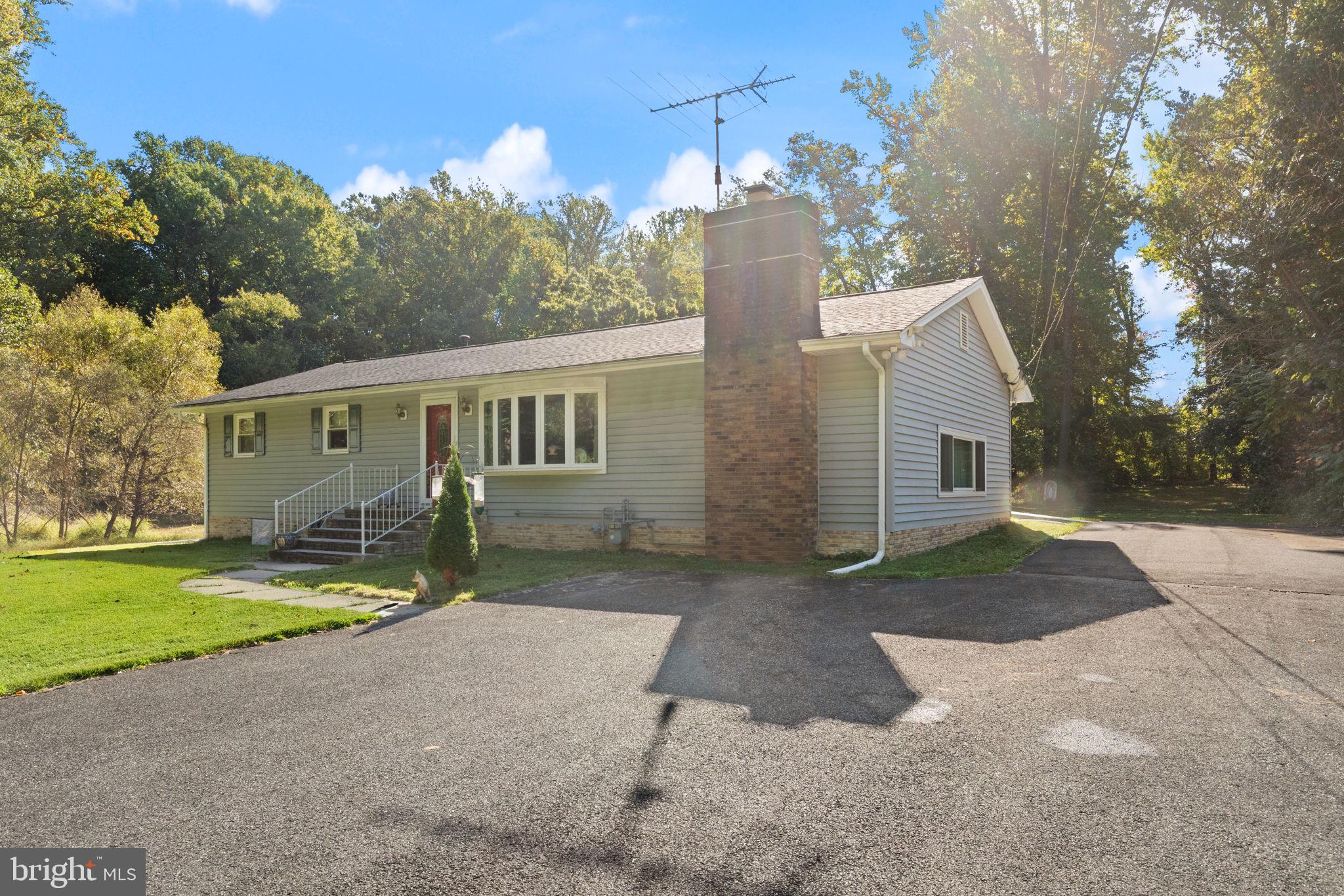 3427 WALNUT ROAD