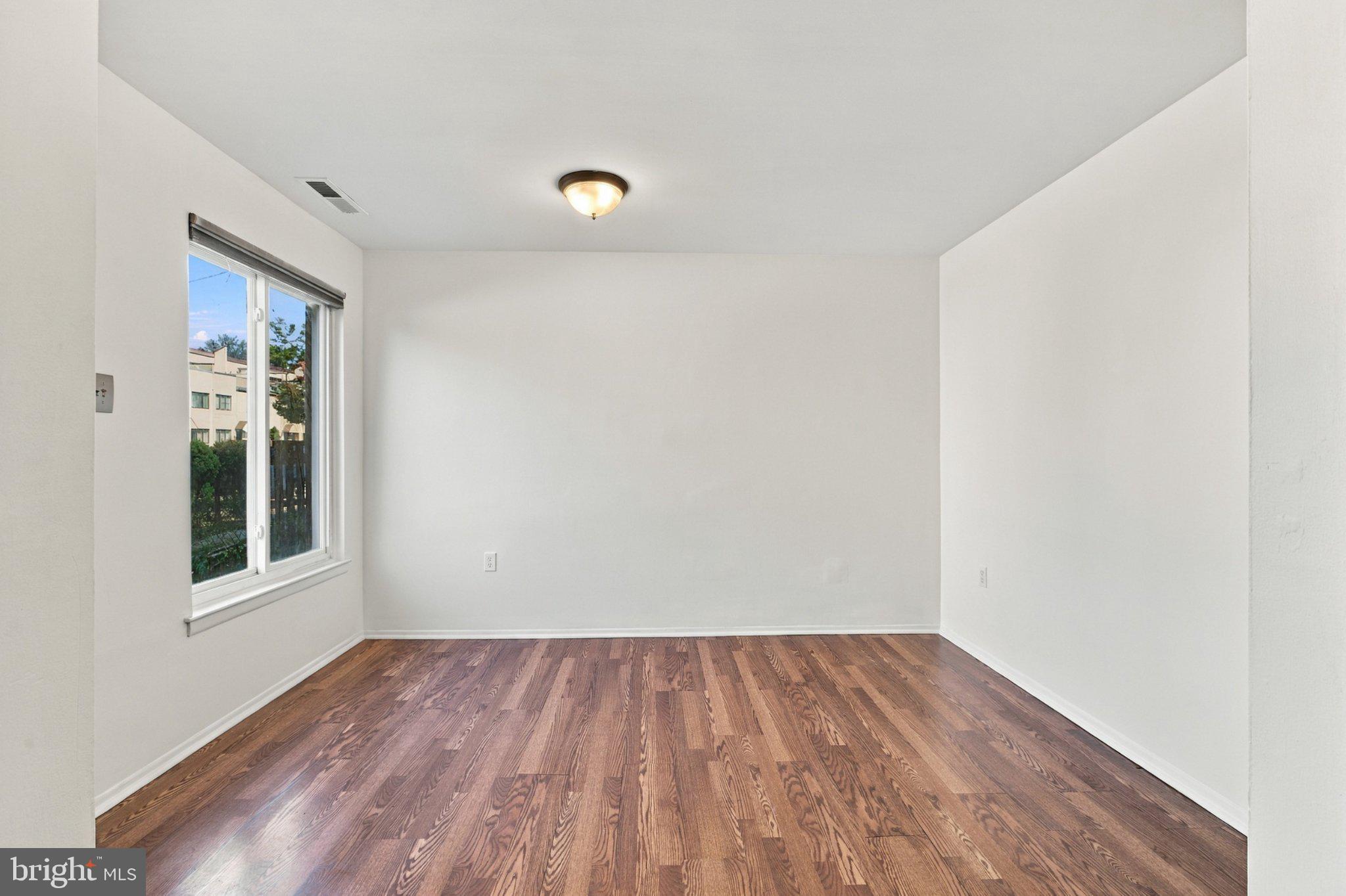 7601 CRITTENDEN STREET G10