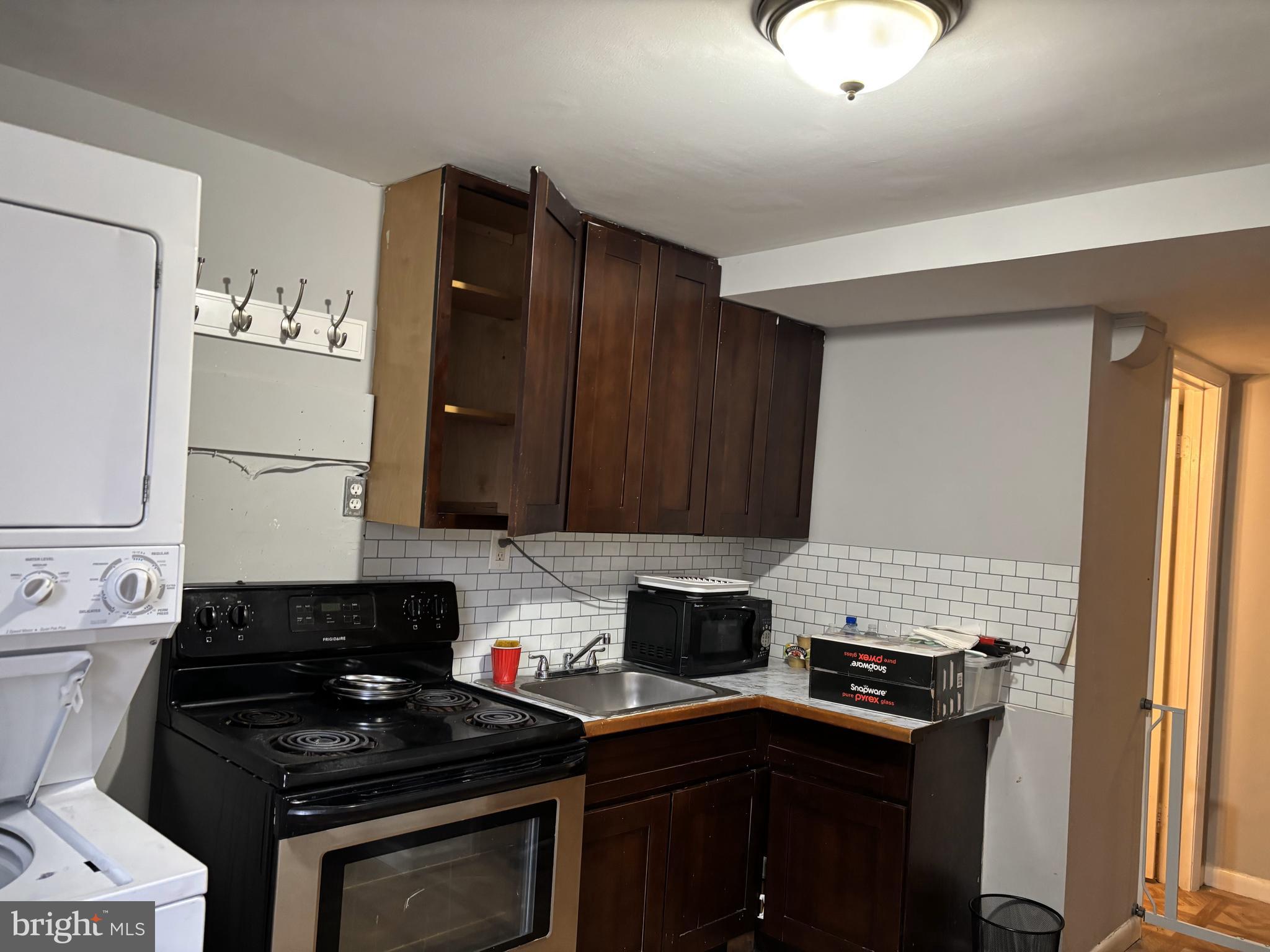 1404 MORNINGSIDE DRIVE