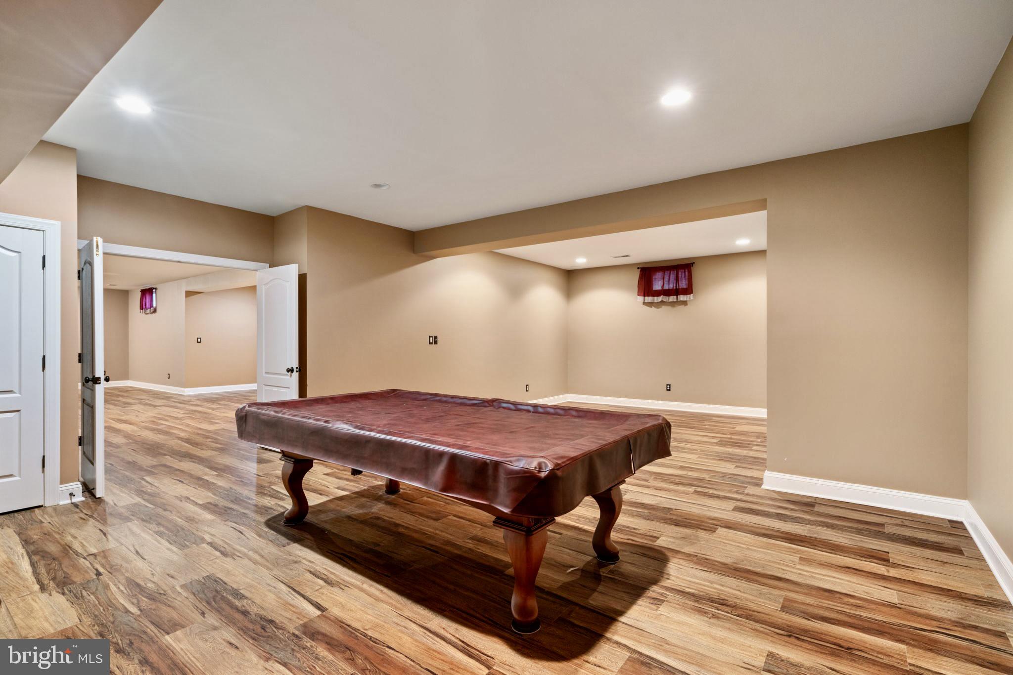 PEMBROOKE/VICTORY LAKES - Residential