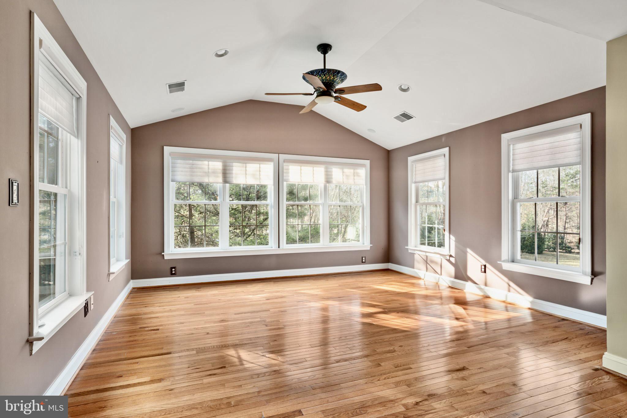 PEMBROOKE/VICTORY LAKES - Residential