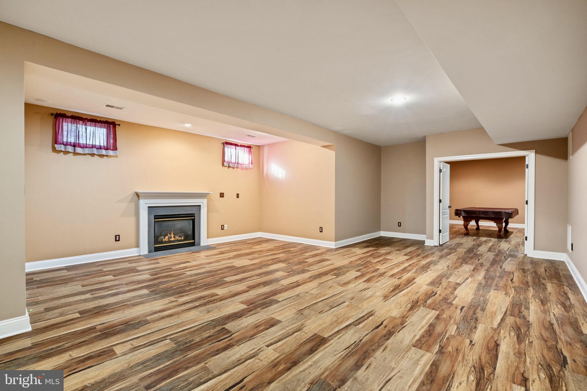 PEMBROOKE/VICTORY LAKES - Residential