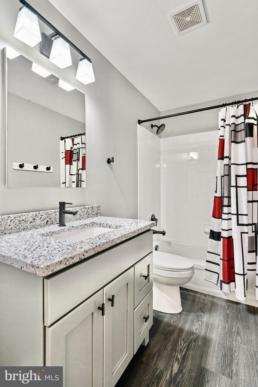 PEMBROOKE/VICTORY LAKES - Residential